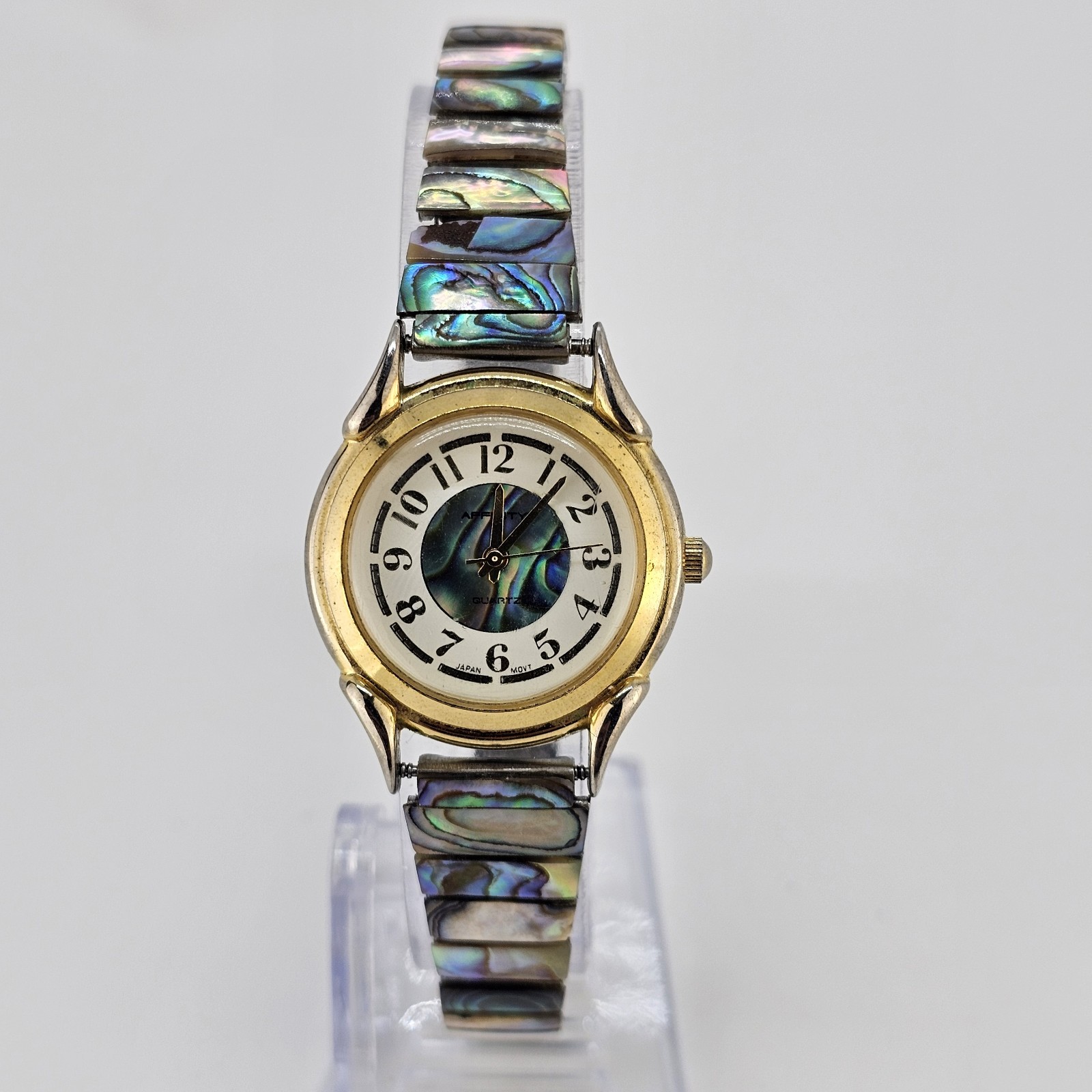 28MM Women’s Watch Multicolor Multicolor Expandable Band 6″ NEW Battery