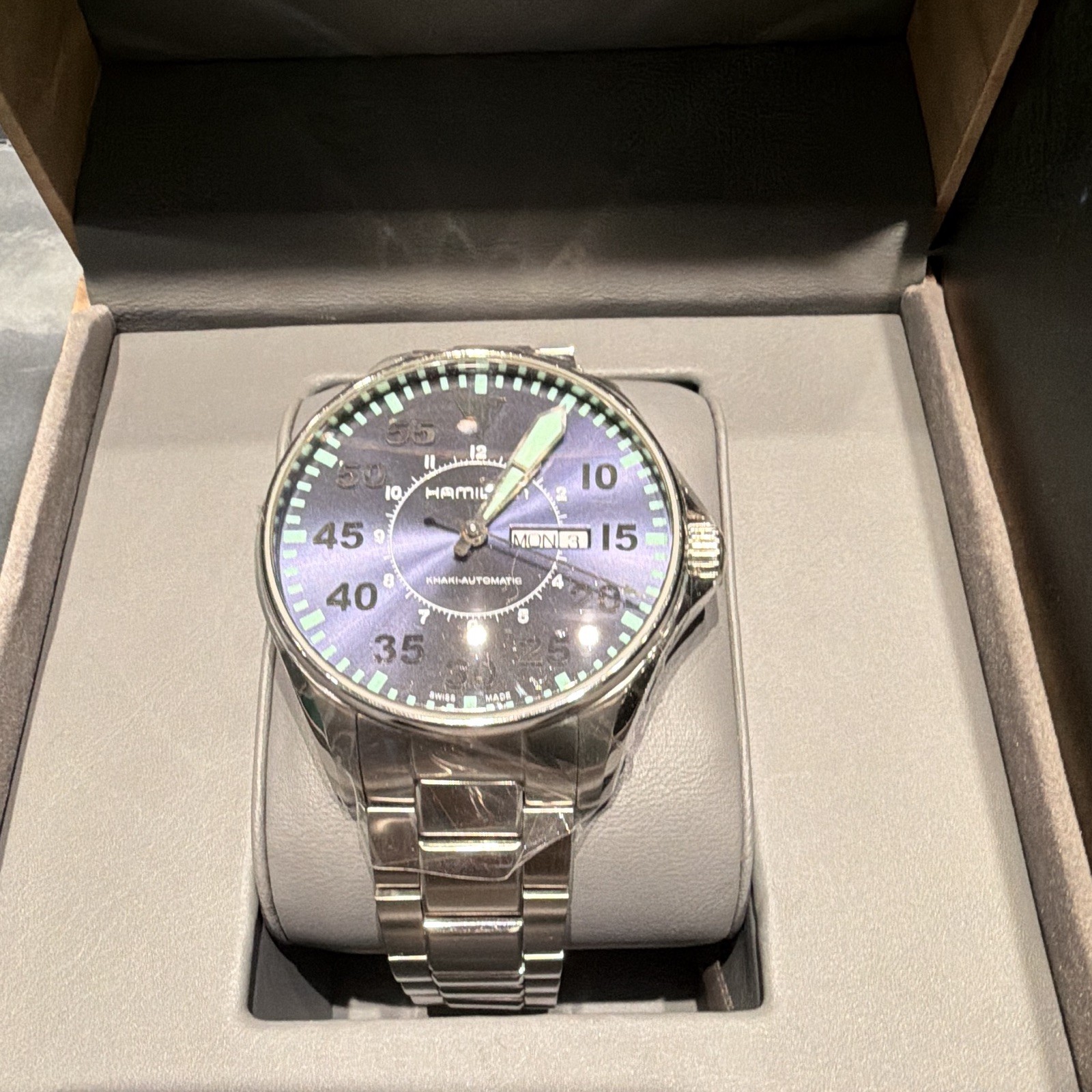 Hamilton Khaki Pilot Automatic Blue Dial 42mm Day/Date 100m Steel Bracelet Box