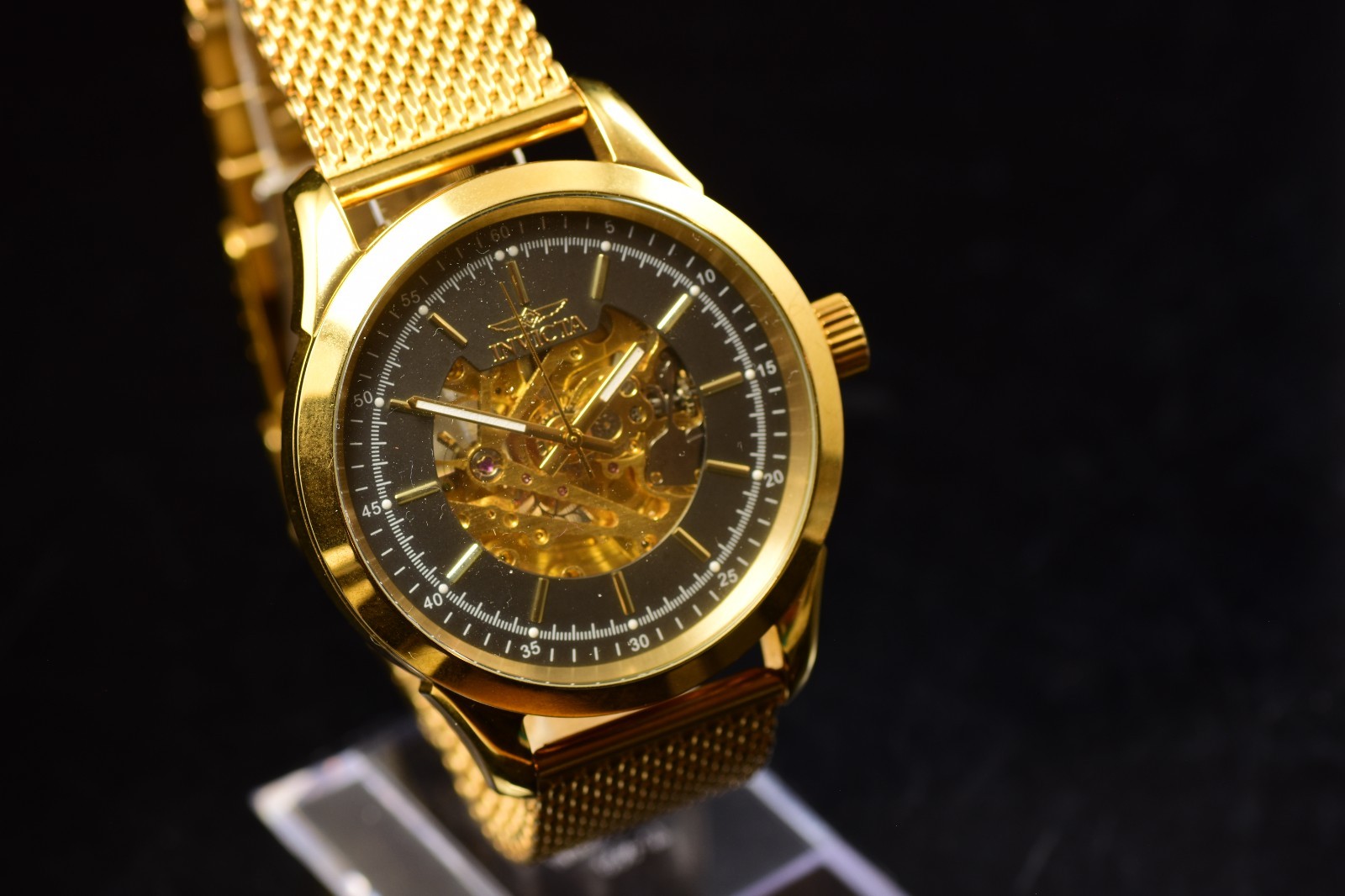 Invicta Men’s Vintage Automatic Gray Dial Men’s Gold Tone Mesh Bracelet SS Watch