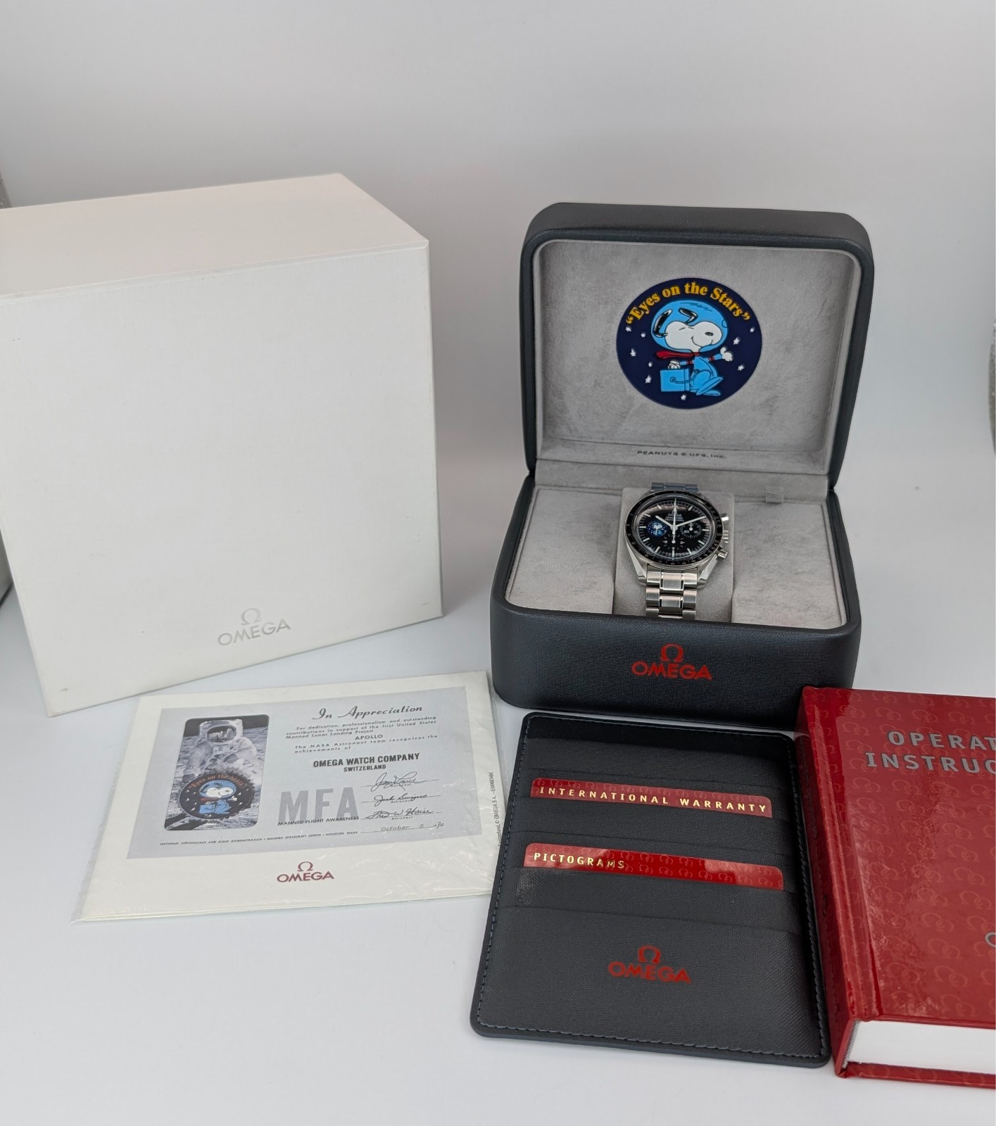 Omega Speedmaster Professional Moonwatch Snoopy 35785100 Full Set Ø42mm #3036
