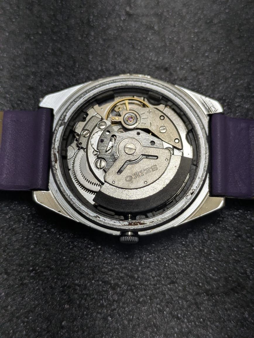Vintage Seiko 5 automatic Day Date Movement No.6309A Japan made men’s watch.