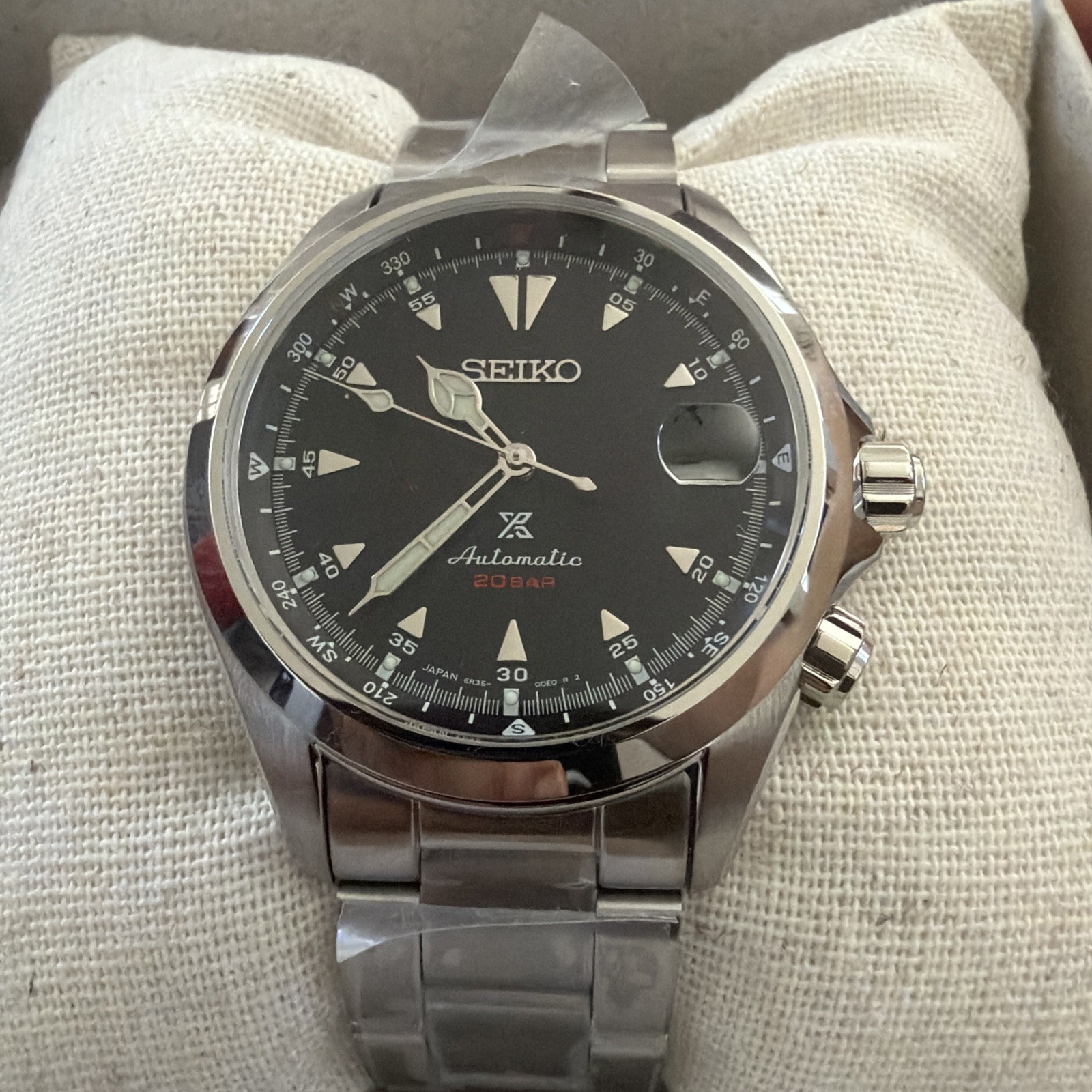 New Seiko Prospex Alpinist SPB117 Black Dial Full Set Box Papers Hang Tags