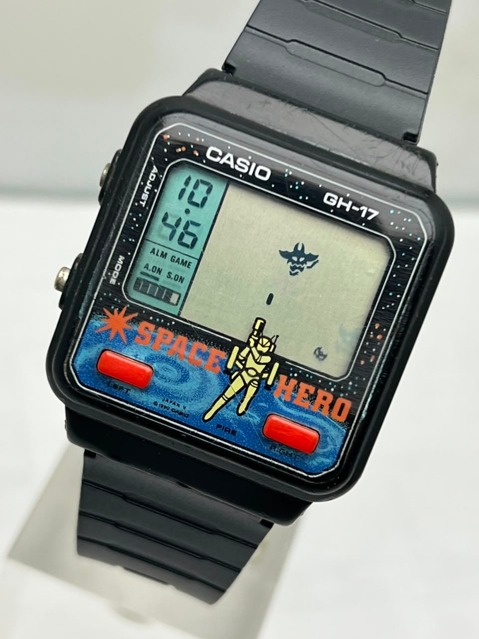 RARE CASIO DIGITAL 920 GH-17 SPACE HERO GAME WATCH JAPAN 1984 READ DESCRIPTION