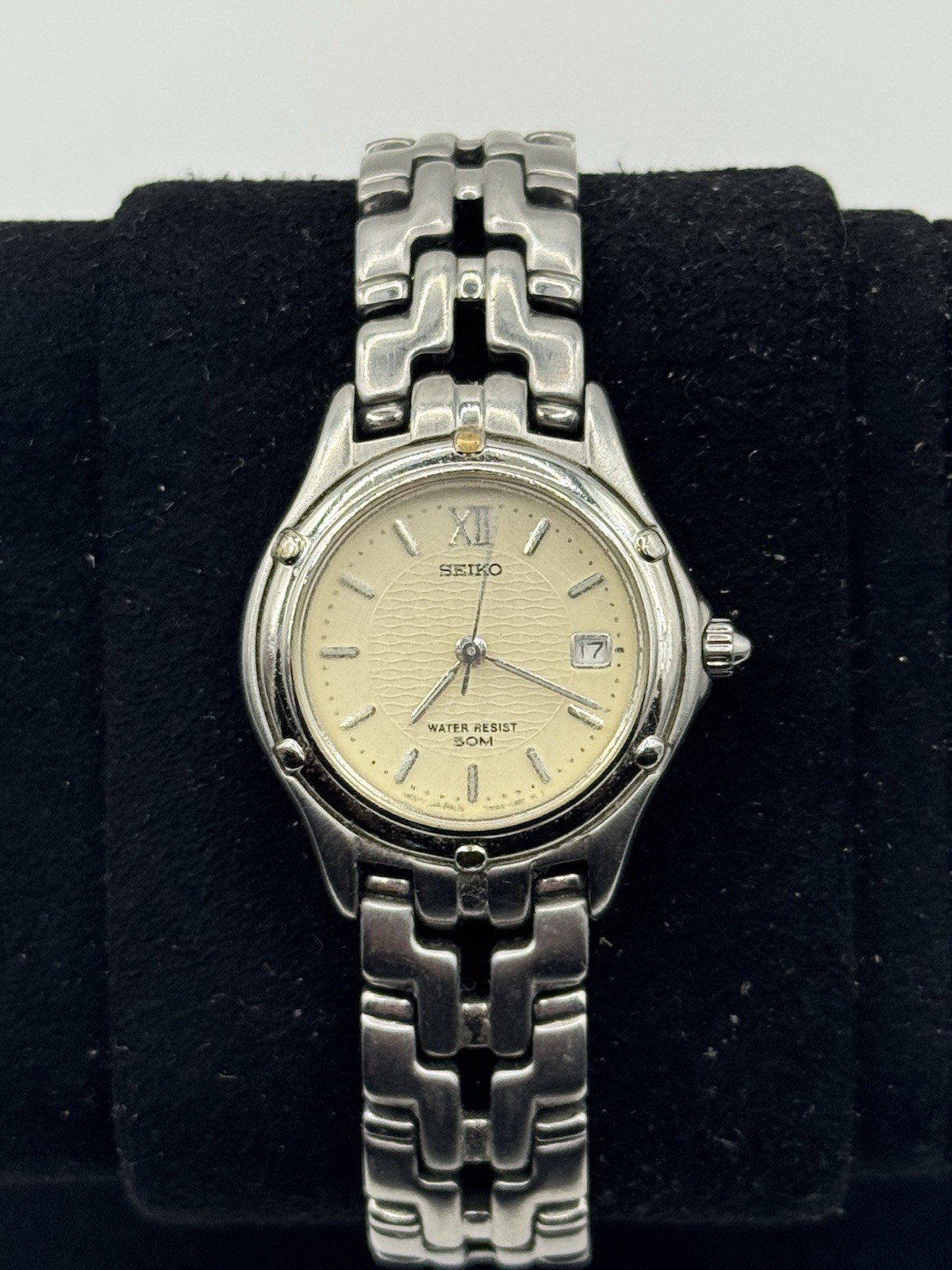 Seiko Watch Women 26mm Cream Dial Silver Tone Date Round 7N82-0599 New Battery Y