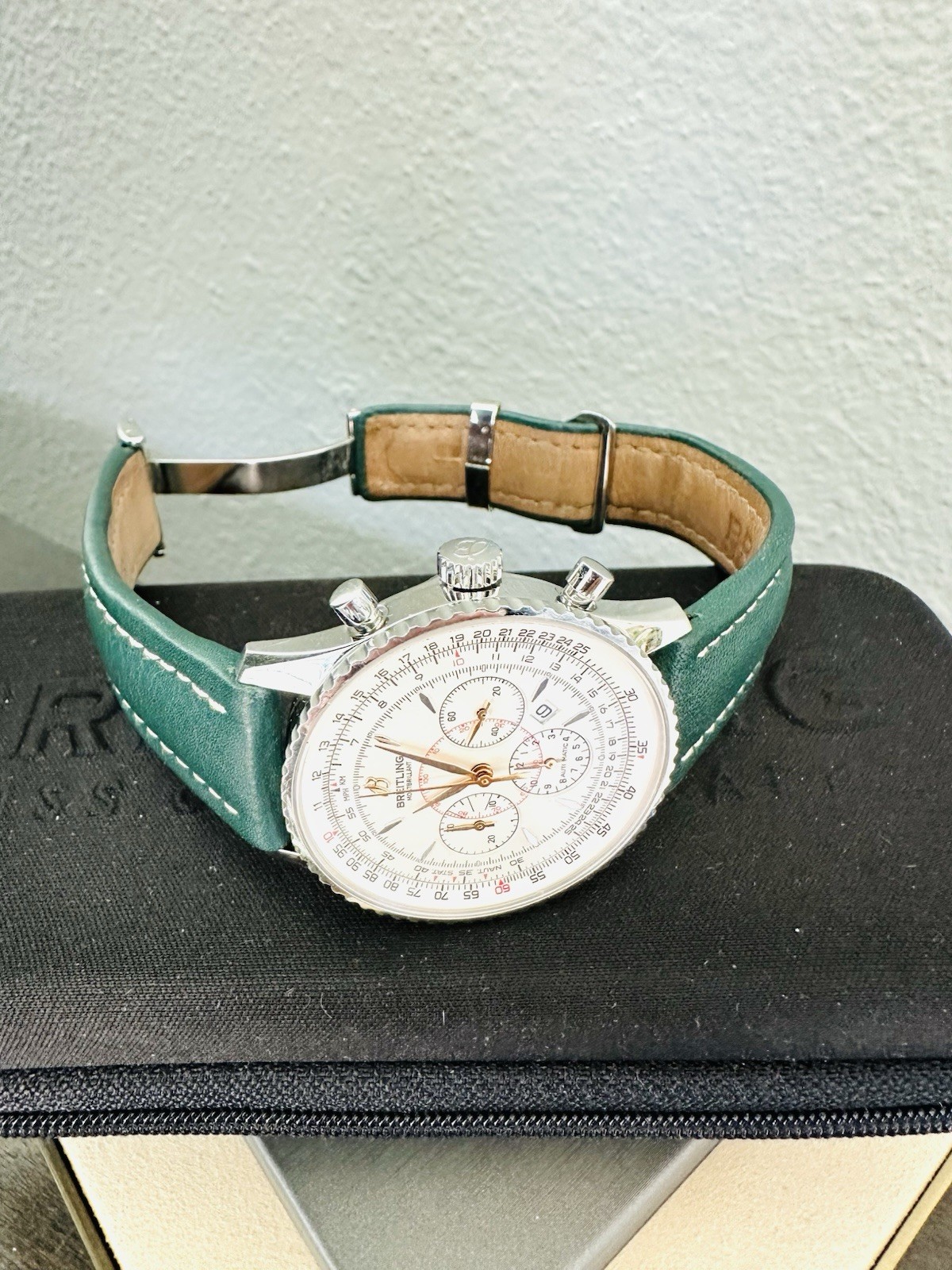 Men’s Breitling Navitimer Montbrillant 38mm Chronograph Watch Ref A41370