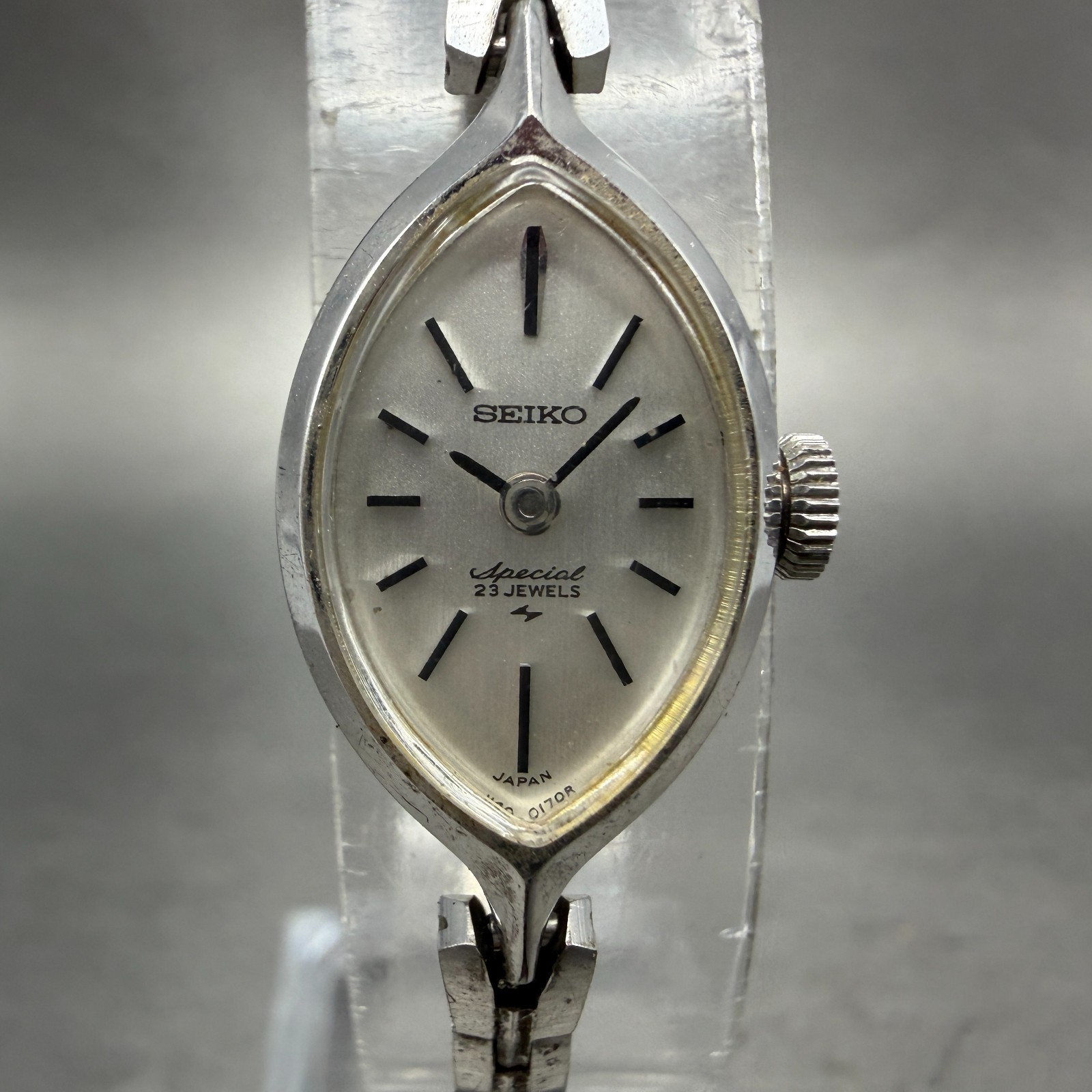 Seiko Special Watch Women 15mm Silver Dial Silver Tone manual 1140-7040 Runs VTG