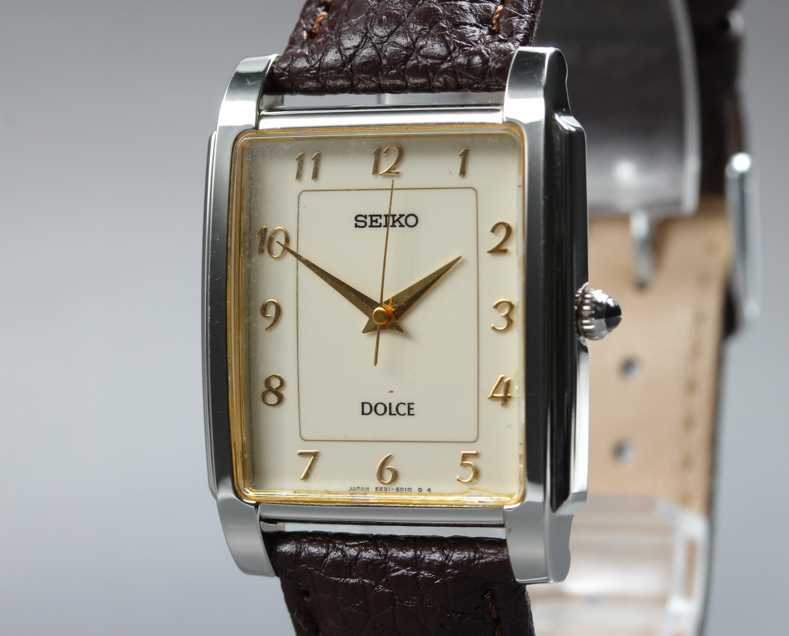 [EXC+5] Seiko Dolce 5E31-5000 28mm Tank Cream Dial Silver Arabic Qz Mens Watch