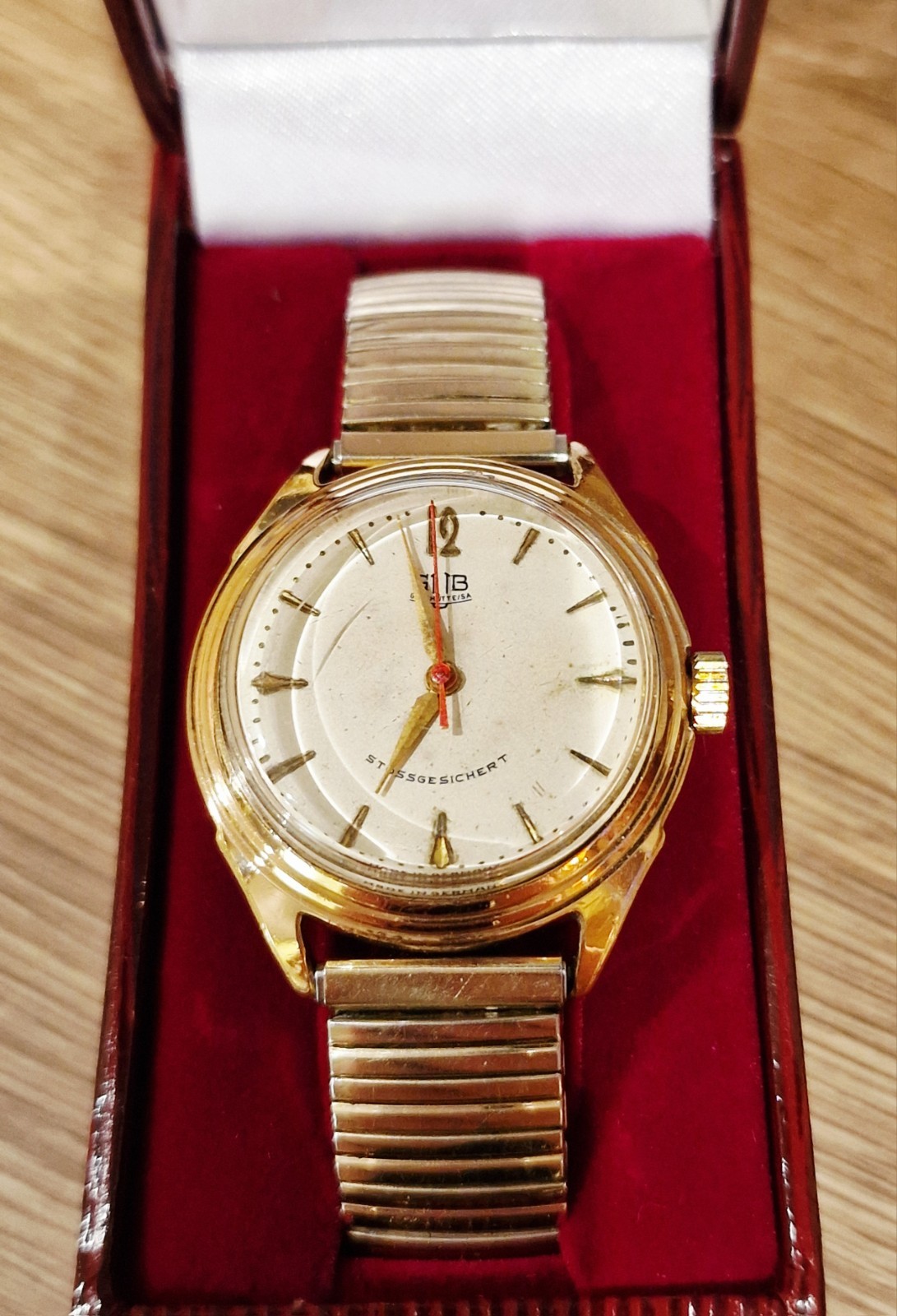GUB Glashütte Uhrenbetriebe Vintage Watch. Gold Plated Manual. 35mm. Good Cond.