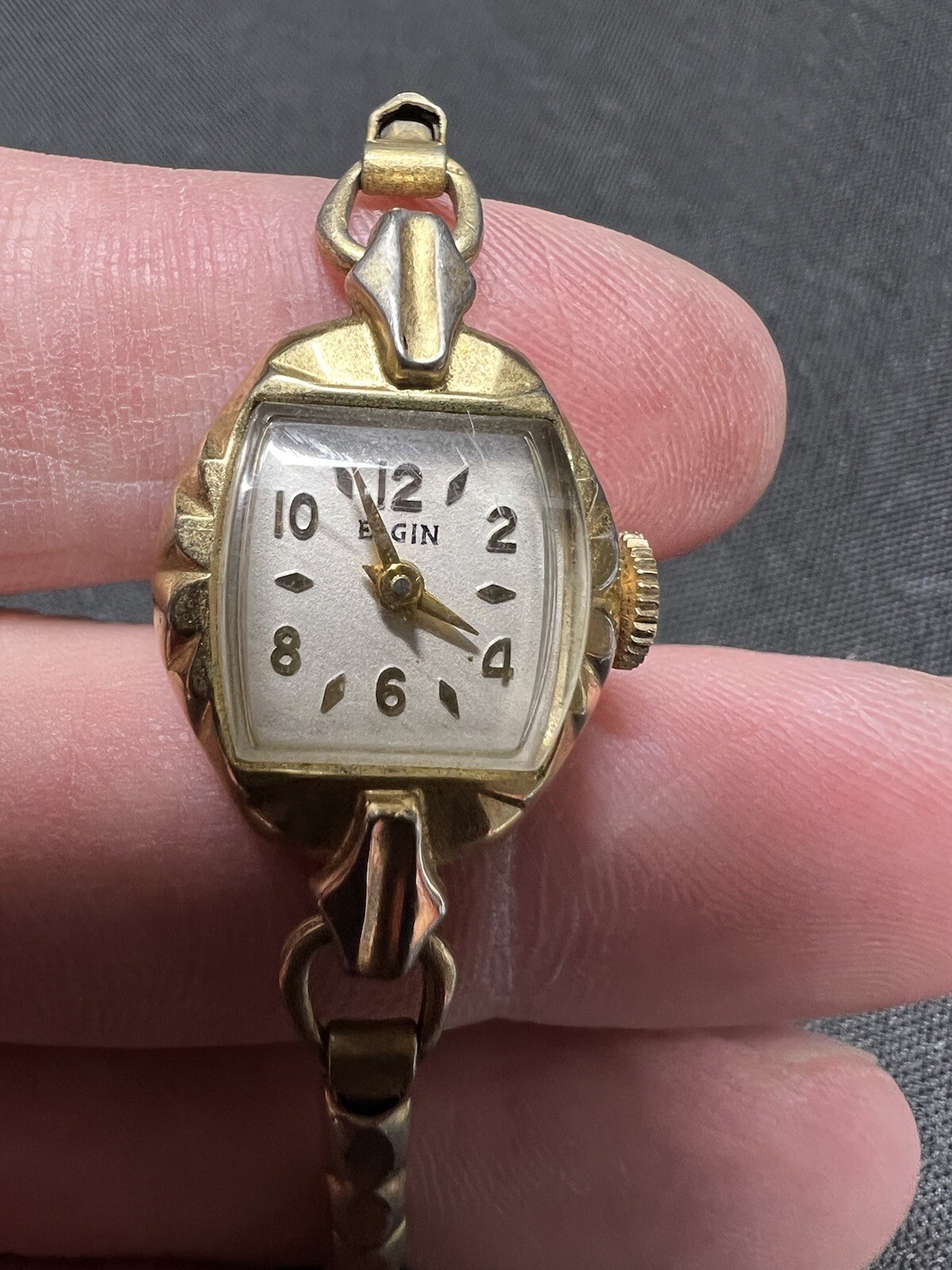 Elgin 7 Jewel Gold Tone Women’s Watch