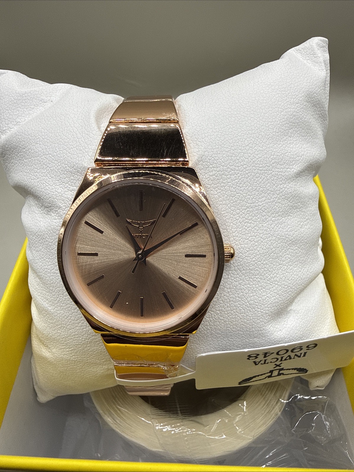 69048 – INVICTA Celestial Lady 28mm Metal Rose Gold Rose Gold dial PC21S Quartz
