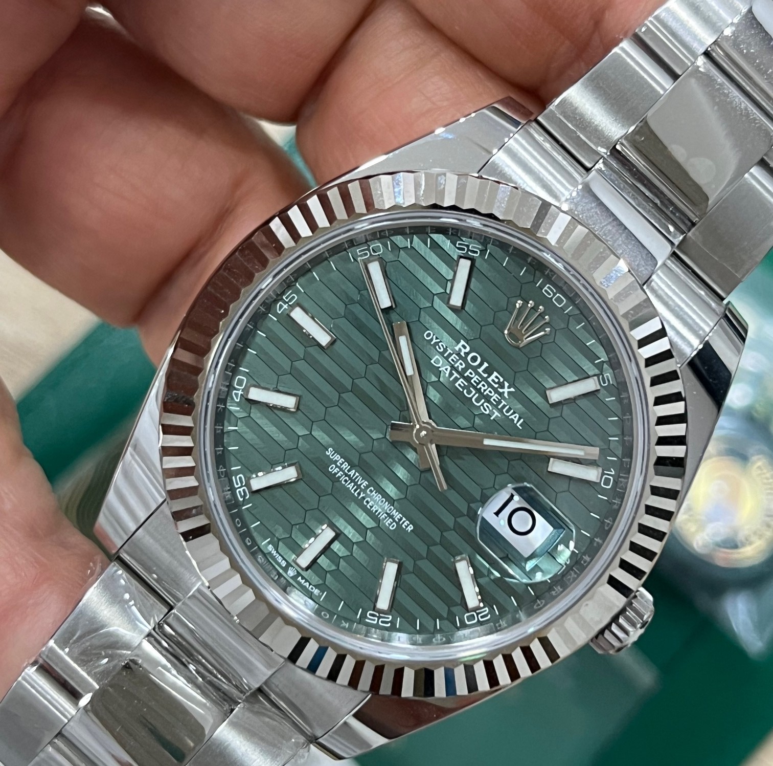 ROLEX DATEJUST 41MM Ref: 126334 GREEN MOTIF WITH BOX AND PAPERS TRULY NEW 2022