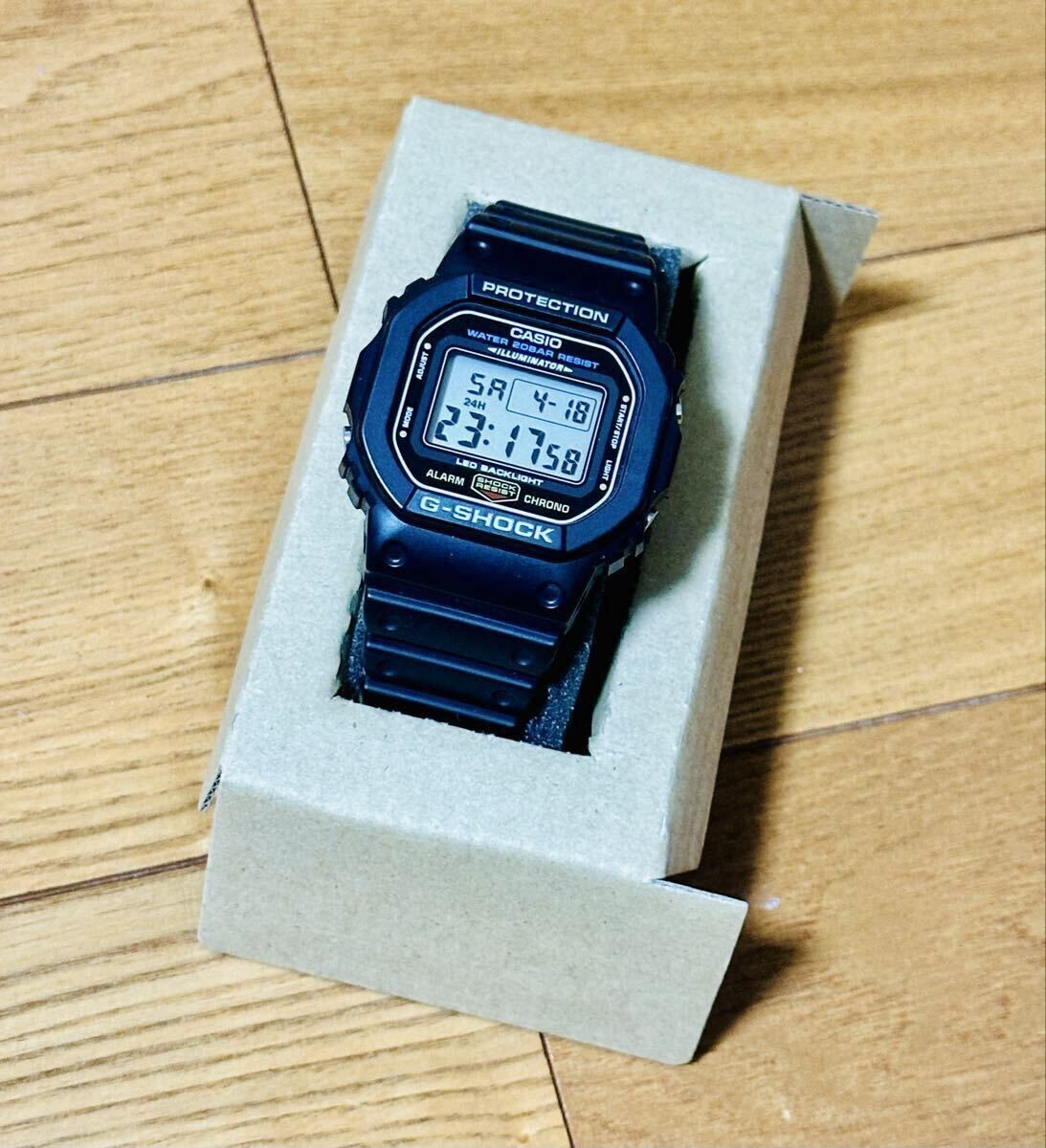 [Rare/Used/Nearly Unused] CASIO G-SHOCK DW-5600UE-1JF Casio G-Shock Watch