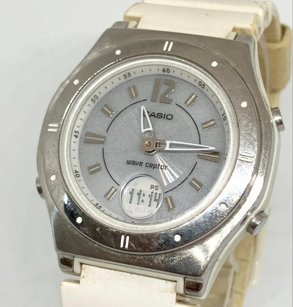 Casio Wave Ceptor LWA-M140 Solar Radio-Controlled Watch