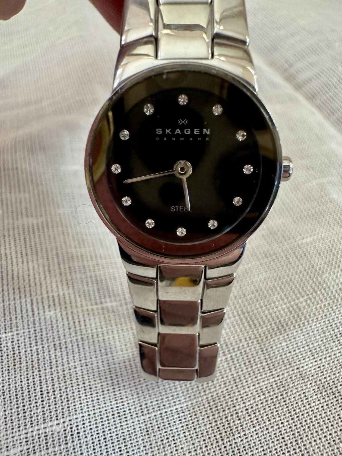 Skagen Watch Rhinestones Stainless Steel Black Dial Bracelet Needs Battery