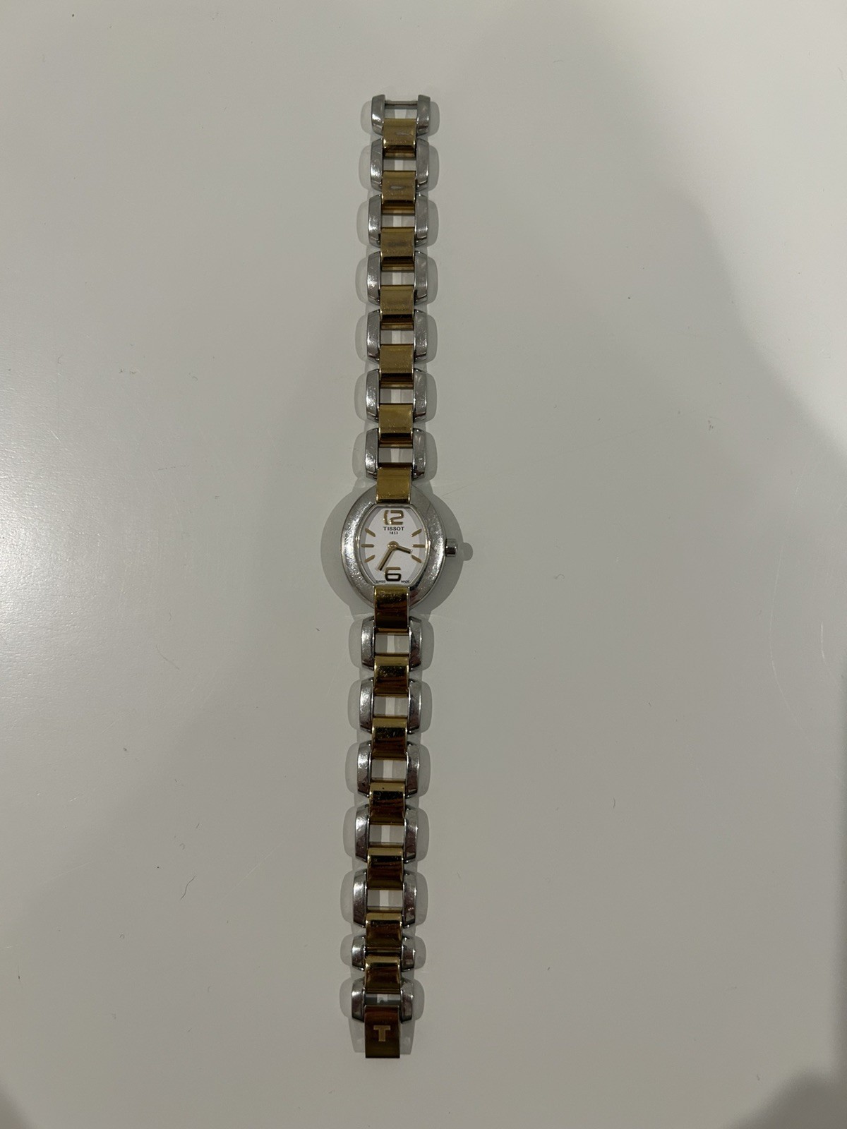 Tissot 1853 G332 Swiss Women’s Watch Two Tone Silver Gold
