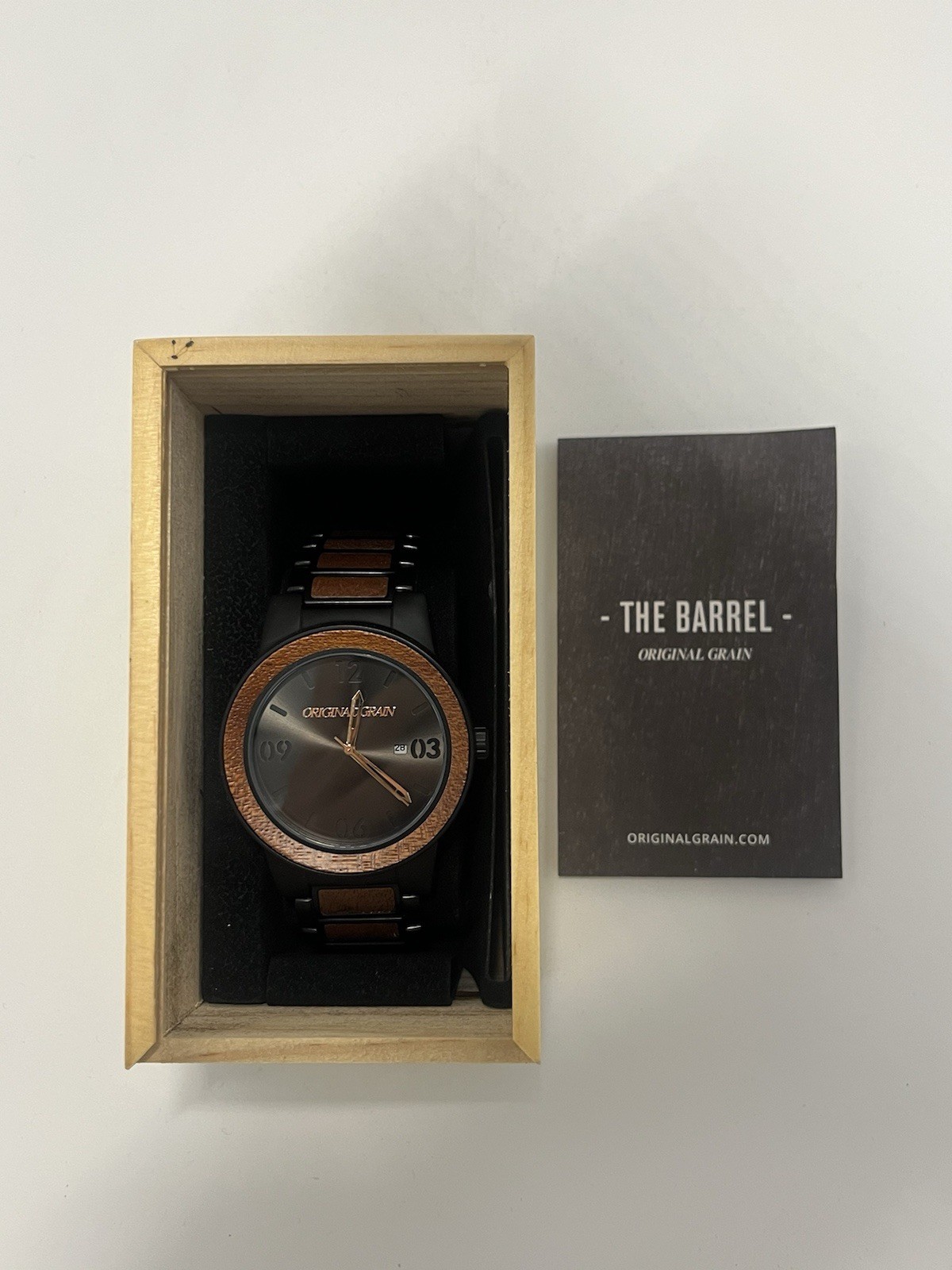 Authentic Original Grain Watch The Barrel Sapele Matte Black Steel OG-10-004 Men