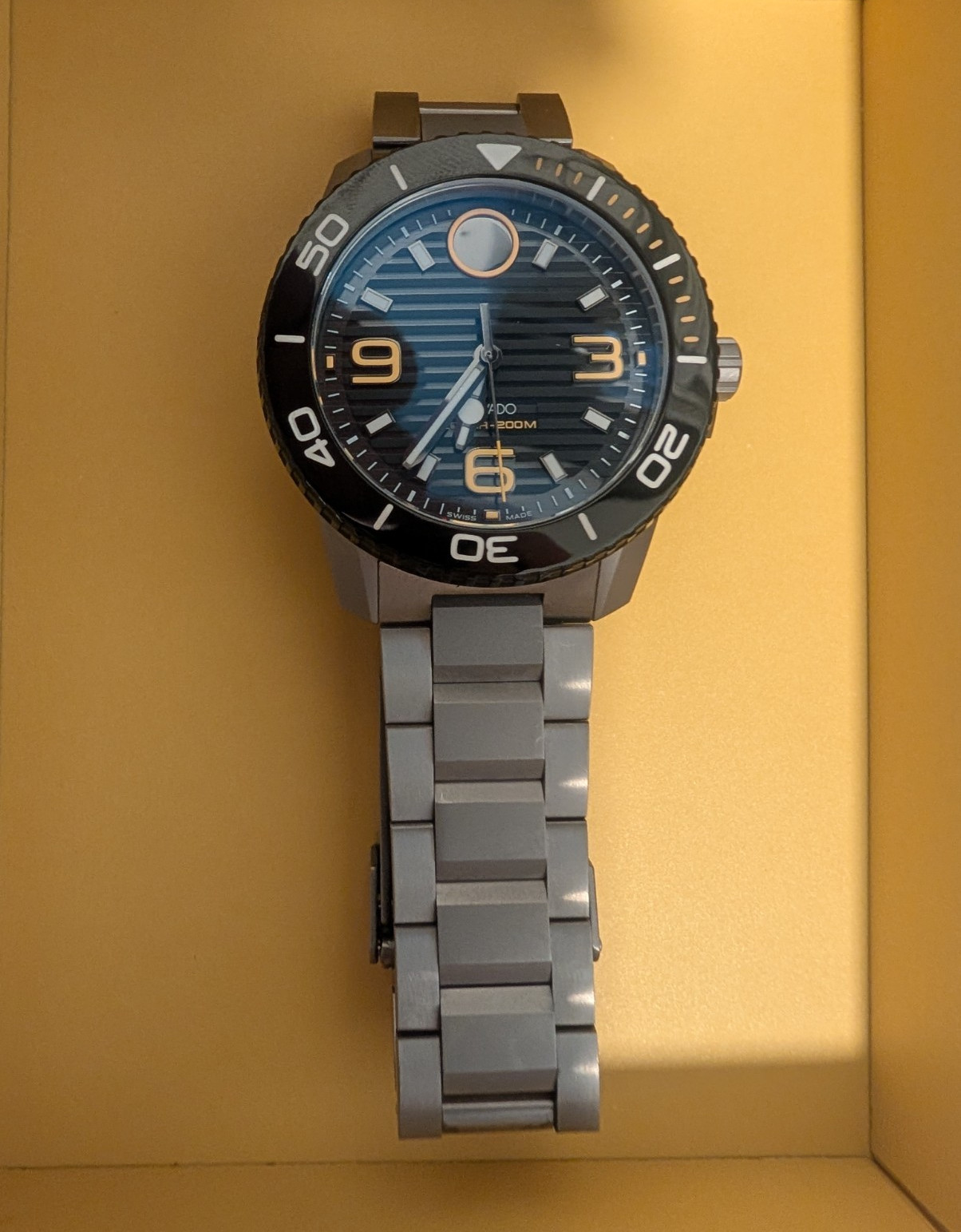 Movado Bold Men’s Quartz Diver Watch 200m Titanium Blue Dial Black Bezel