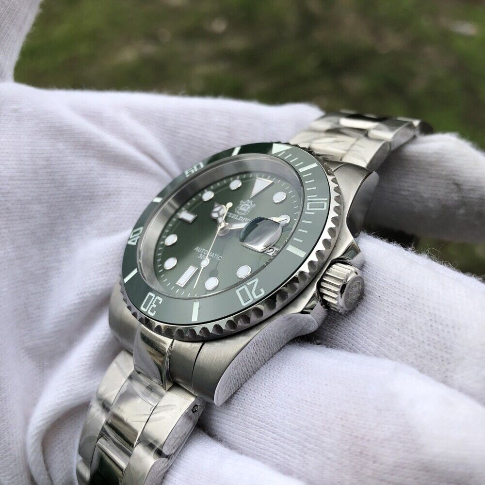Steeldive SD1953 Hulk Green Sub 300M Mechanical Dive Watch Sapphire NH35