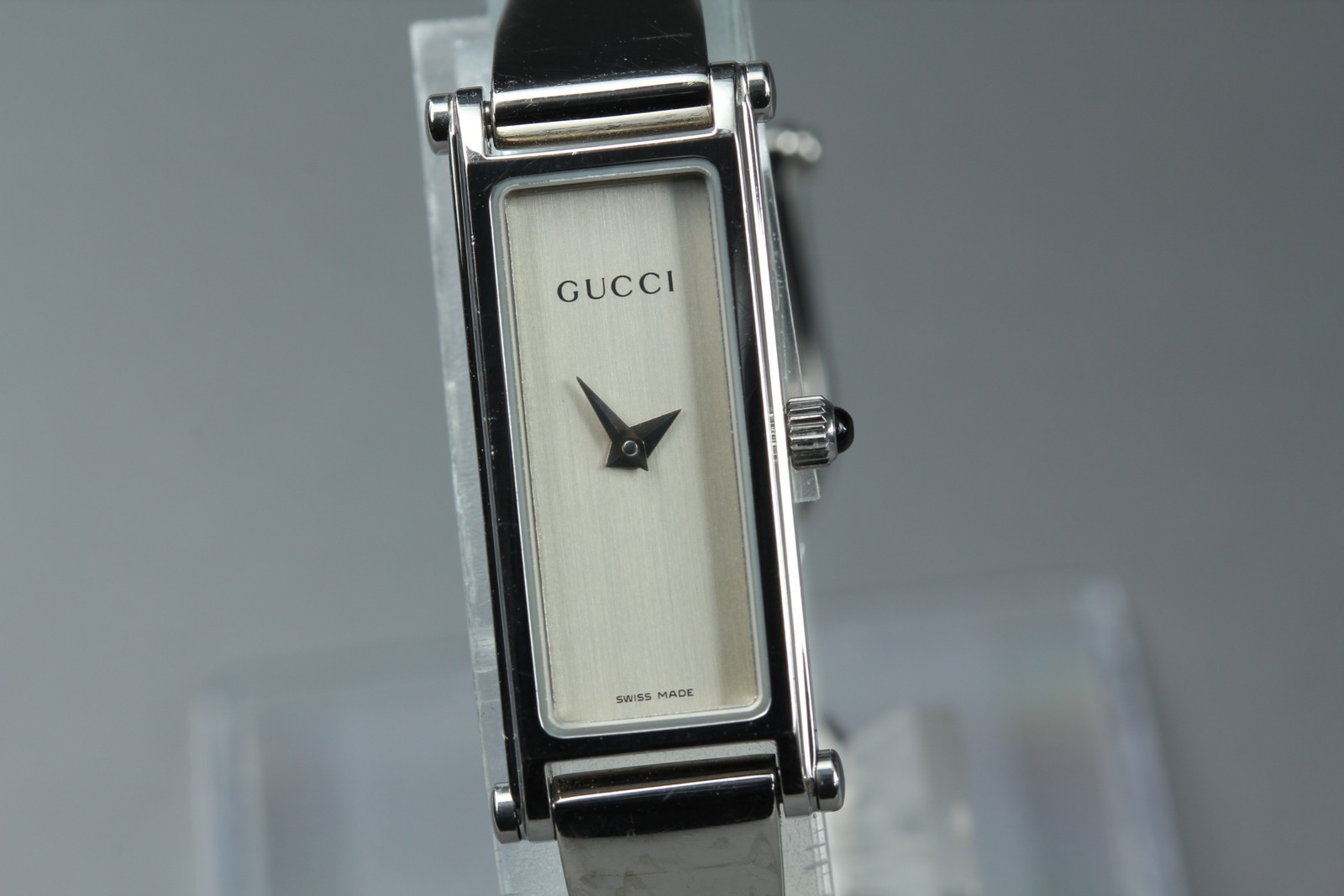 [Near MINT] GUCCI 1500L 12mm Silver Dial Quartz Women’s Watch From JAPAN