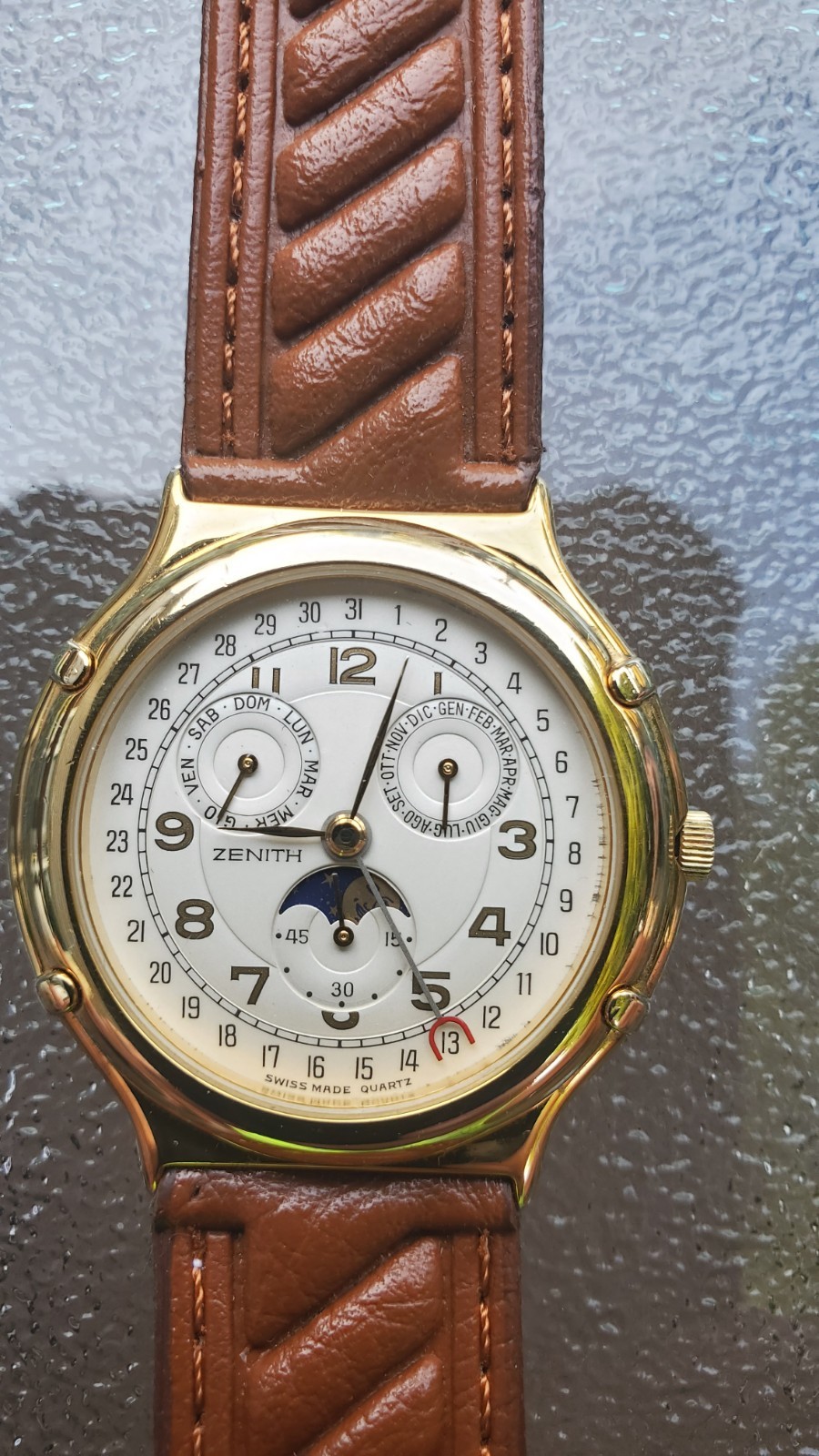 Zenith Moonphase Triple Date 19.0090.392 QUARTZ GOLD-PLATED DRESS WATCH MEN’S