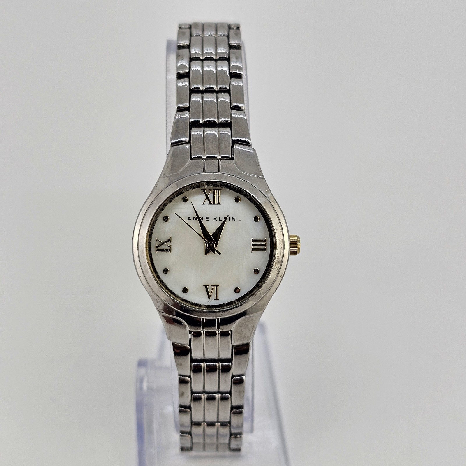 Anne Klein Women’s Watch 26MM White Dial Gray Bracelet Band 7.5″ New Battery