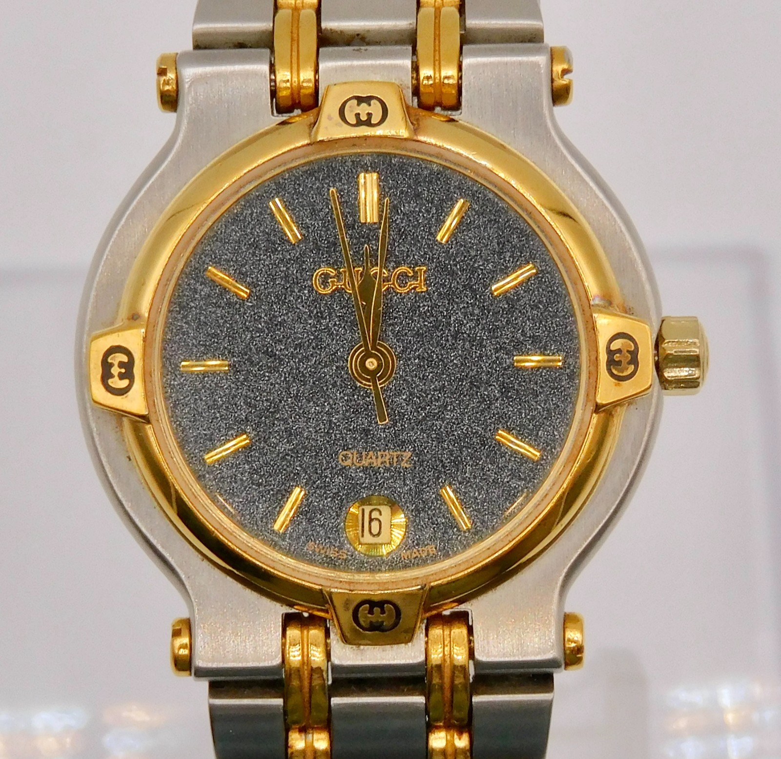 GUCCI 9000L Black Dial Two Tone Quartz Date Ladies Watch Gold