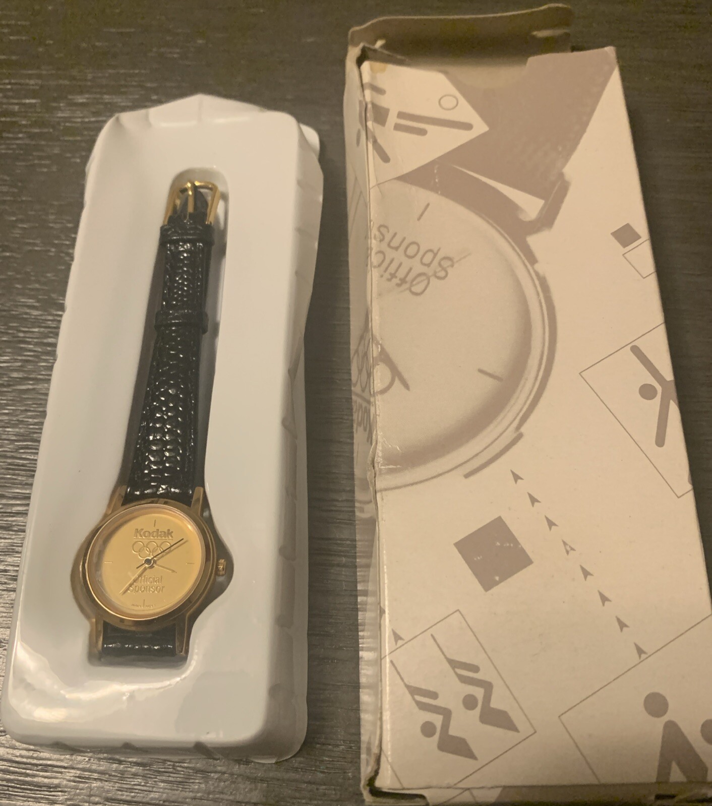 1992 KODAK Olympic Official Sponsor Watch Leather Band New Needs Battery Womens