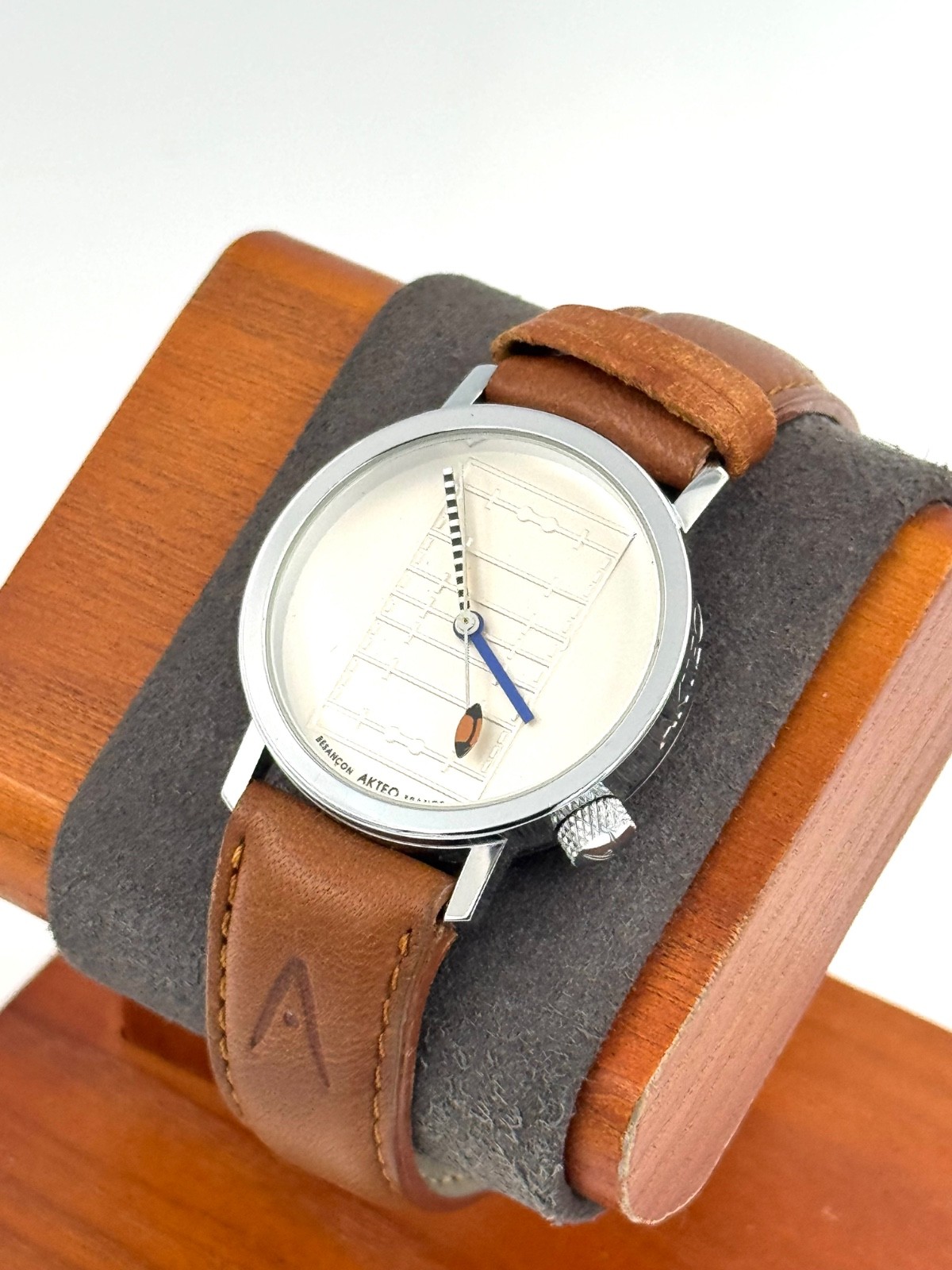 AKTEO 31mm Unisex Quartz Watch New Battery working -f1579