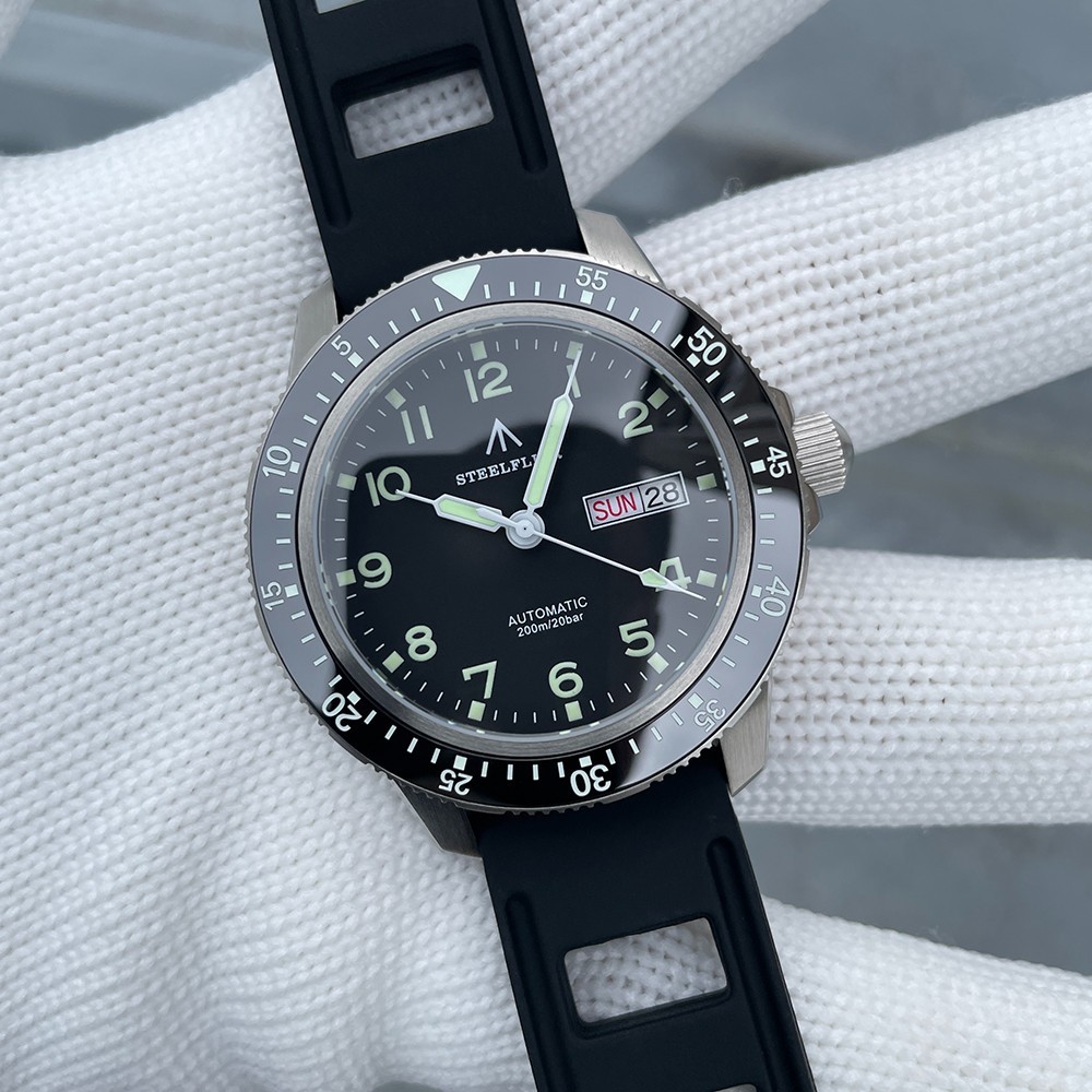 Steeldive Steelflier SF787, Classic Pilot, NH36, Sapphire, Lume, Diving, Rubber