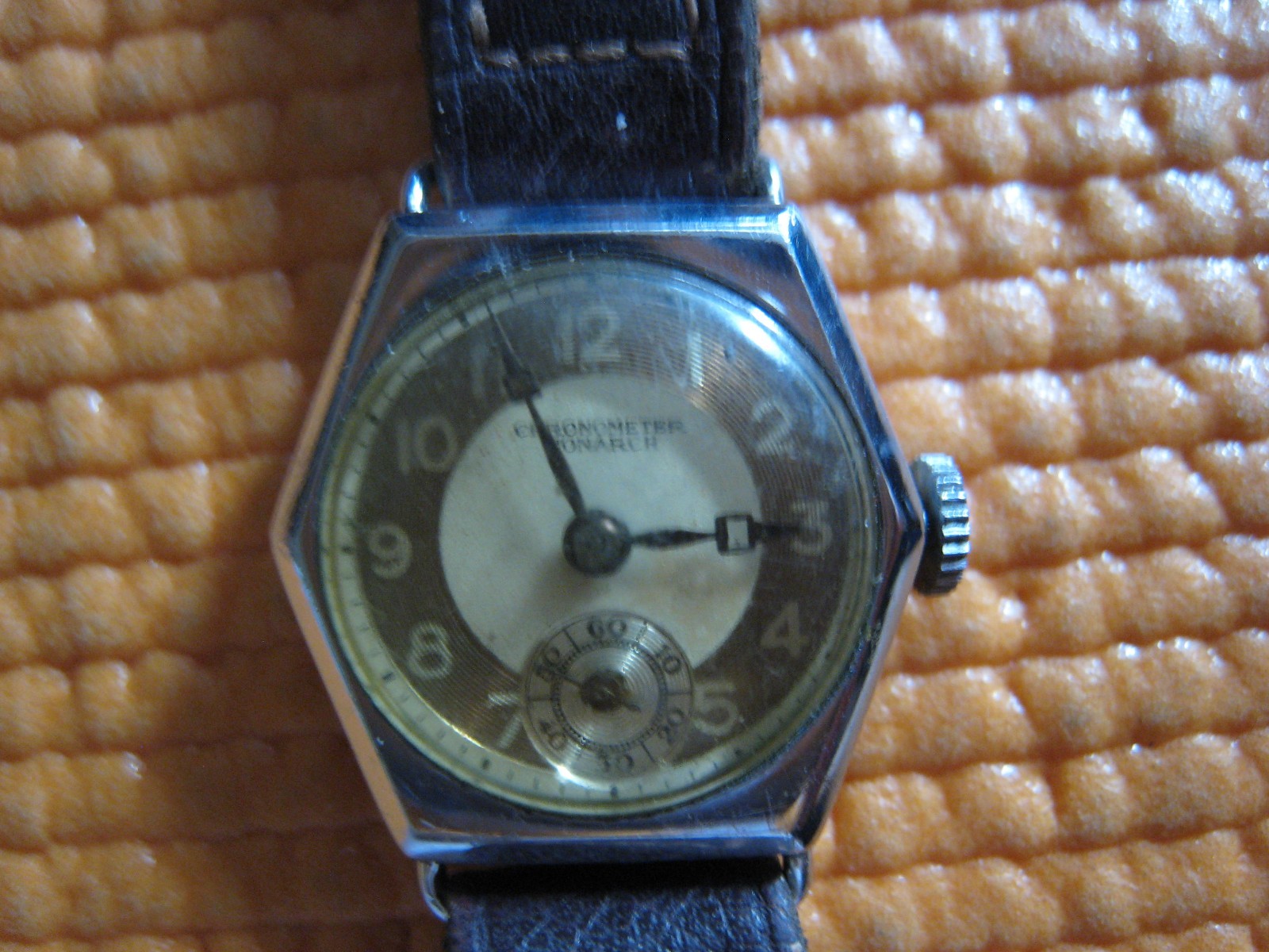 VINTAGE MONARCH CHRONOMETER MANUAL WIND WRISTWATCH
