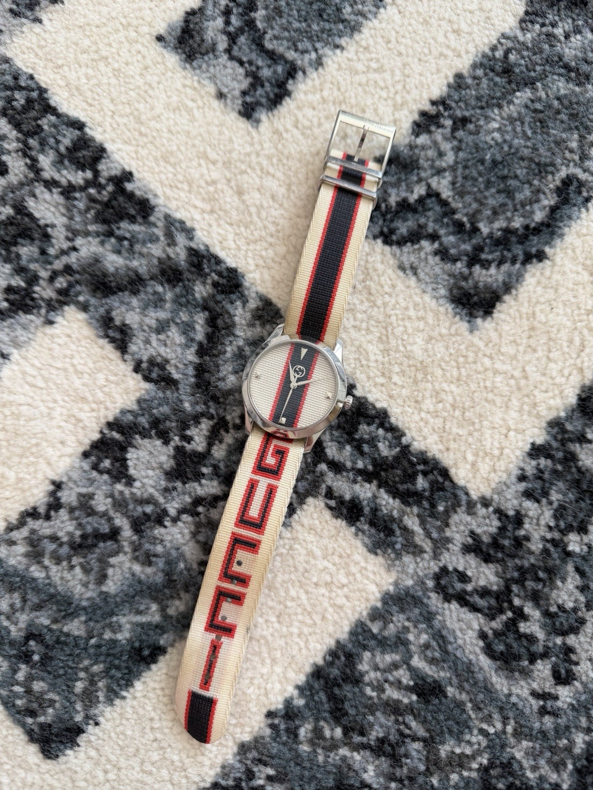 Auth Gucci G-Timeless 126.4 YA1264071 Quartz Watch Multicolor