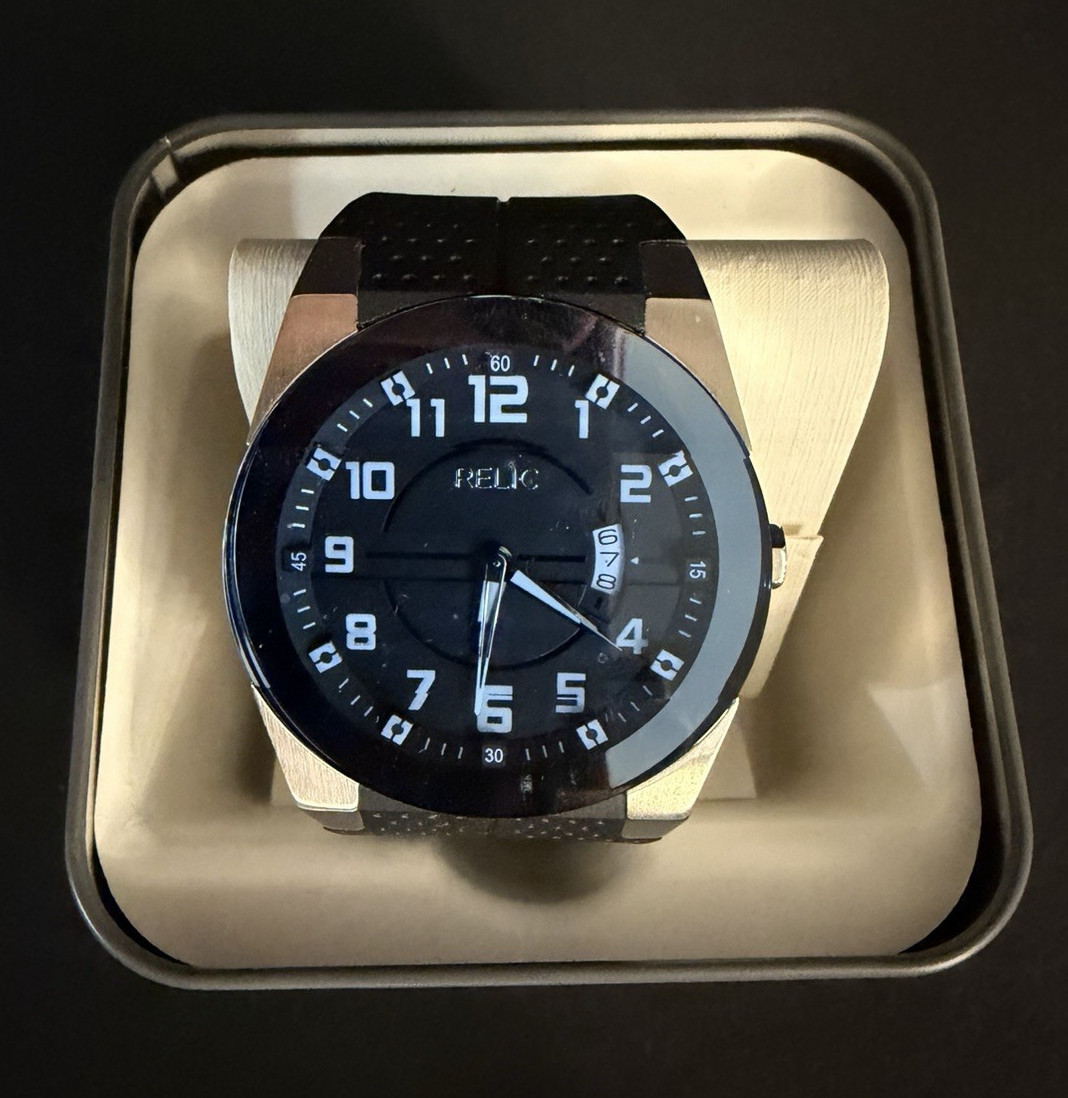 Relic Men’s Quartz Watch 43mm Black Dial Arabic Numerals Date Rubber Band