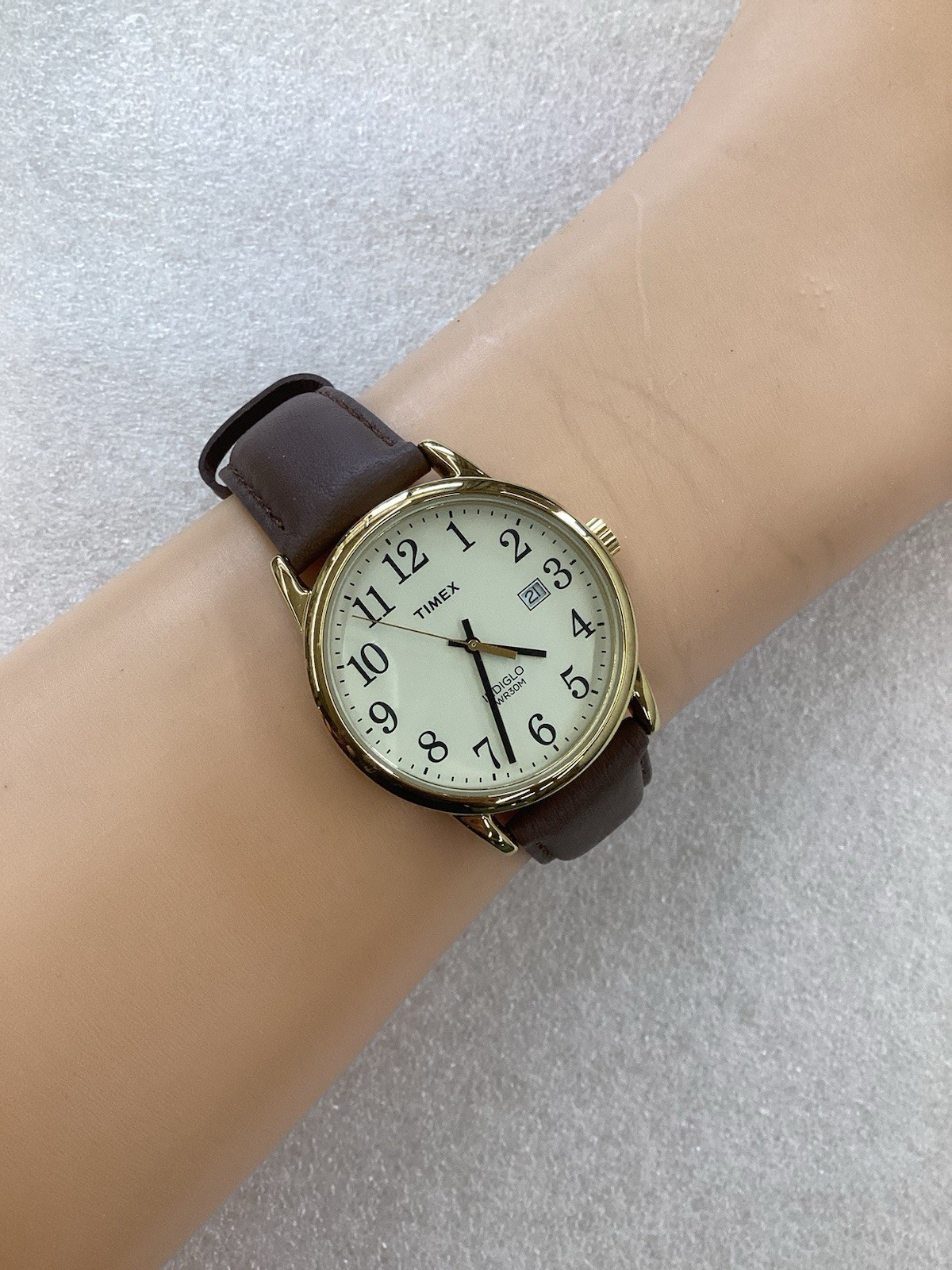 Timex Men’s TW2P75800 Easy Reader 38mm Brown Gold Tone