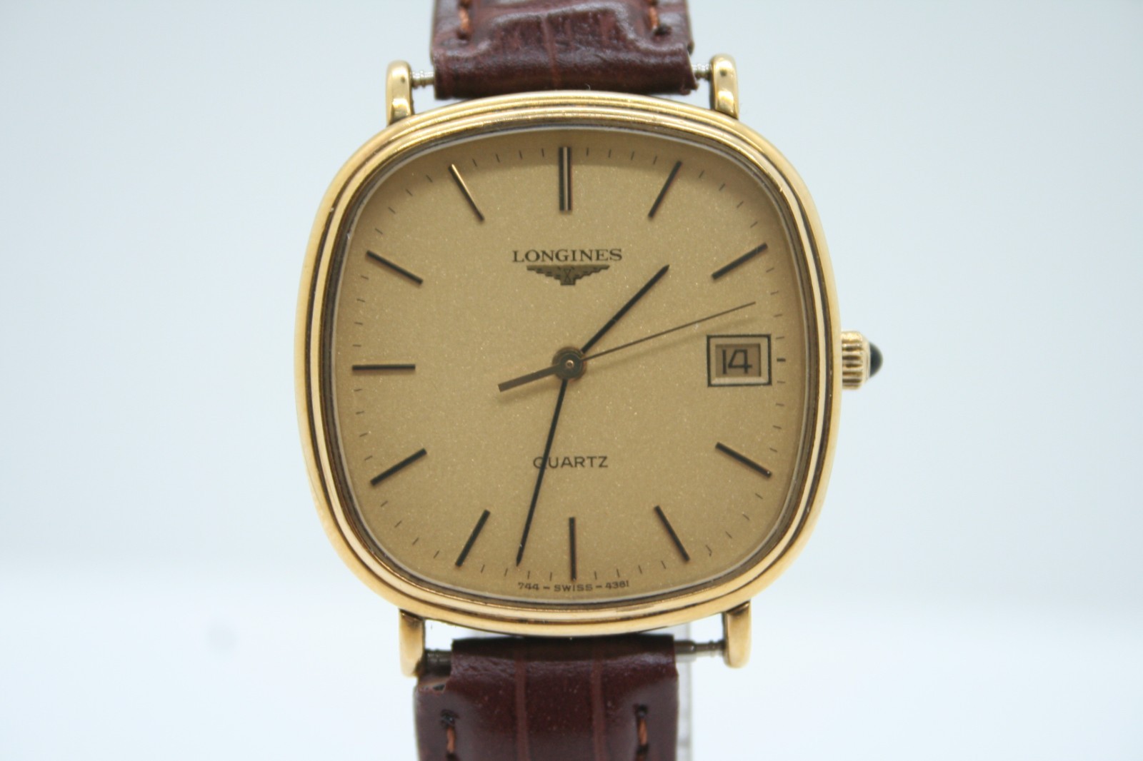 [READ] Longines Cal.L744.2 Quartz Date Gold Dial Mens Watch