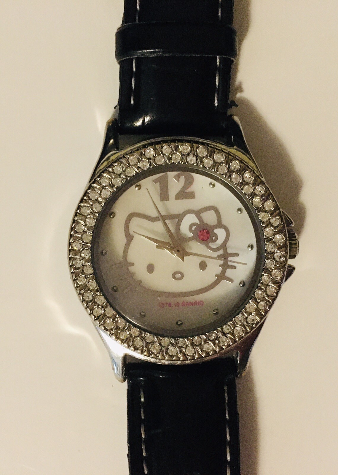 Women Hello Kitty Analog Watch Leatherette Band Rhinestones