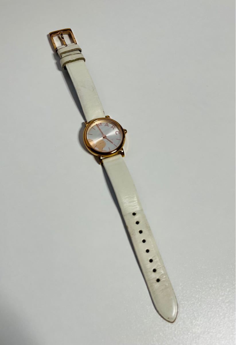 New Battery Excellent Condition Marc Jacobs Classic Cute Flower Design