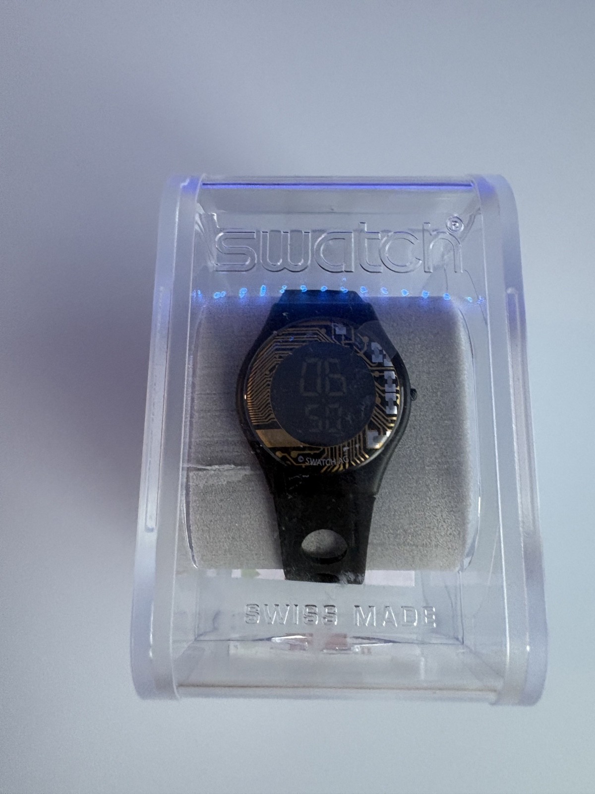 Swatch James Bond 007 A View to a Kill (shipped in generic swatch box) Brand new