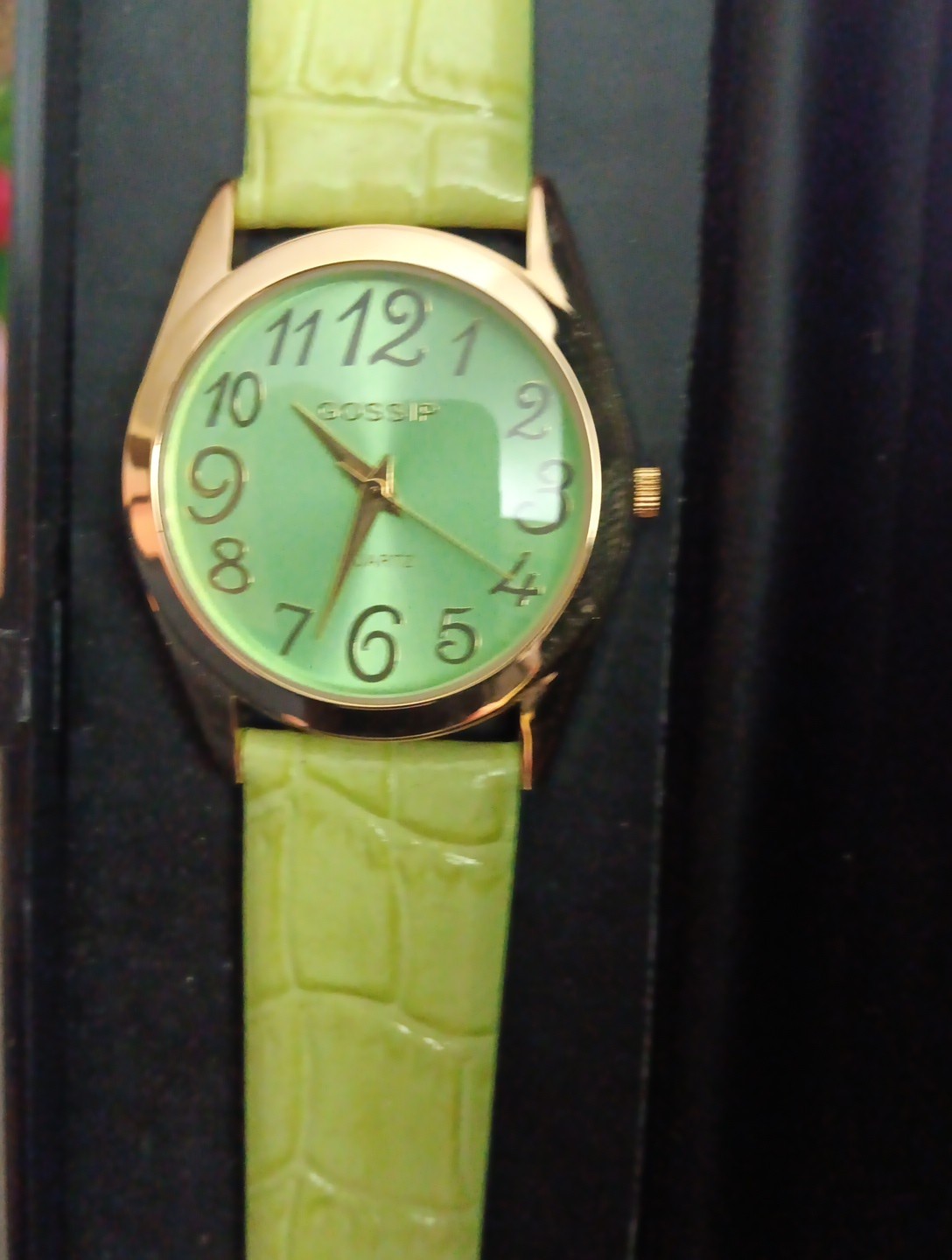 Gossip Green Dial Gold Tone Watch 35mm, Genuine Leather Band Japan Movt . NIB.
