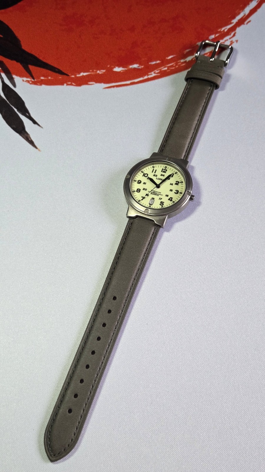 Lorus Men’s Titanium Quartz Field Watch – New Mineral Crystal & Strap – Mint