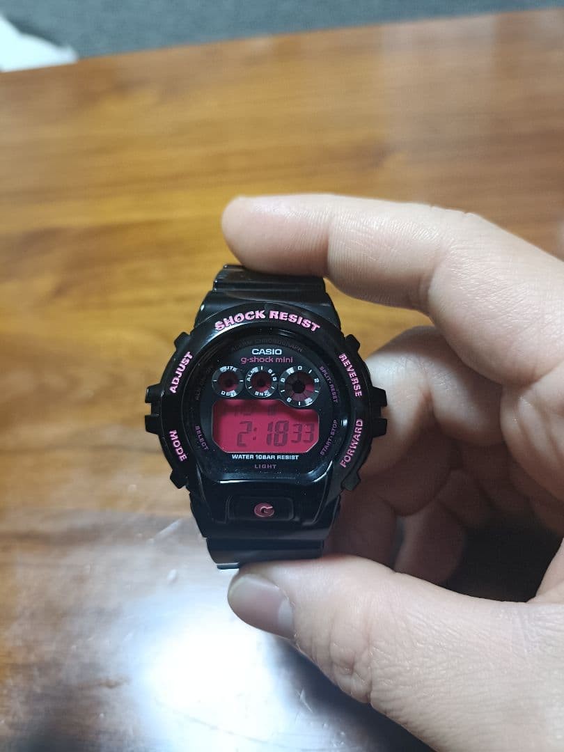 CASIO G-SHOCK mini GMN-692 main unit