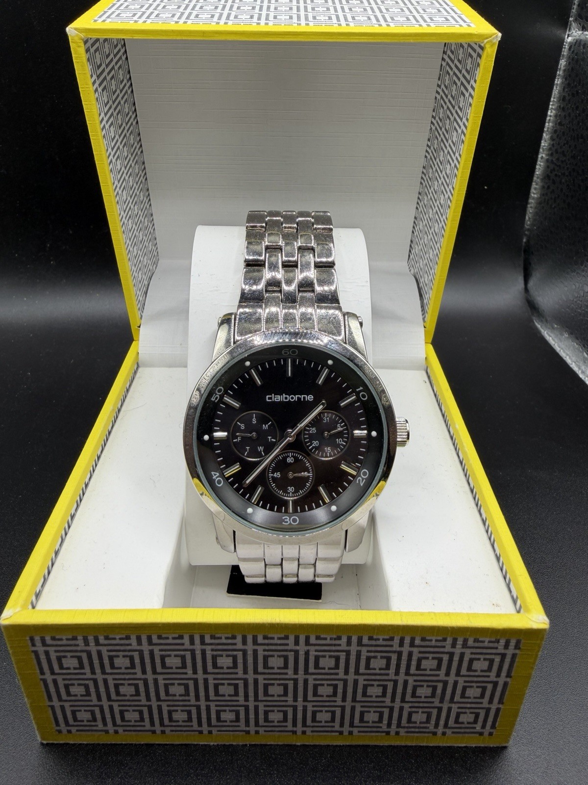Liz Claiborne Men’s Silver Tone Watch CLM1002, New Old Stock