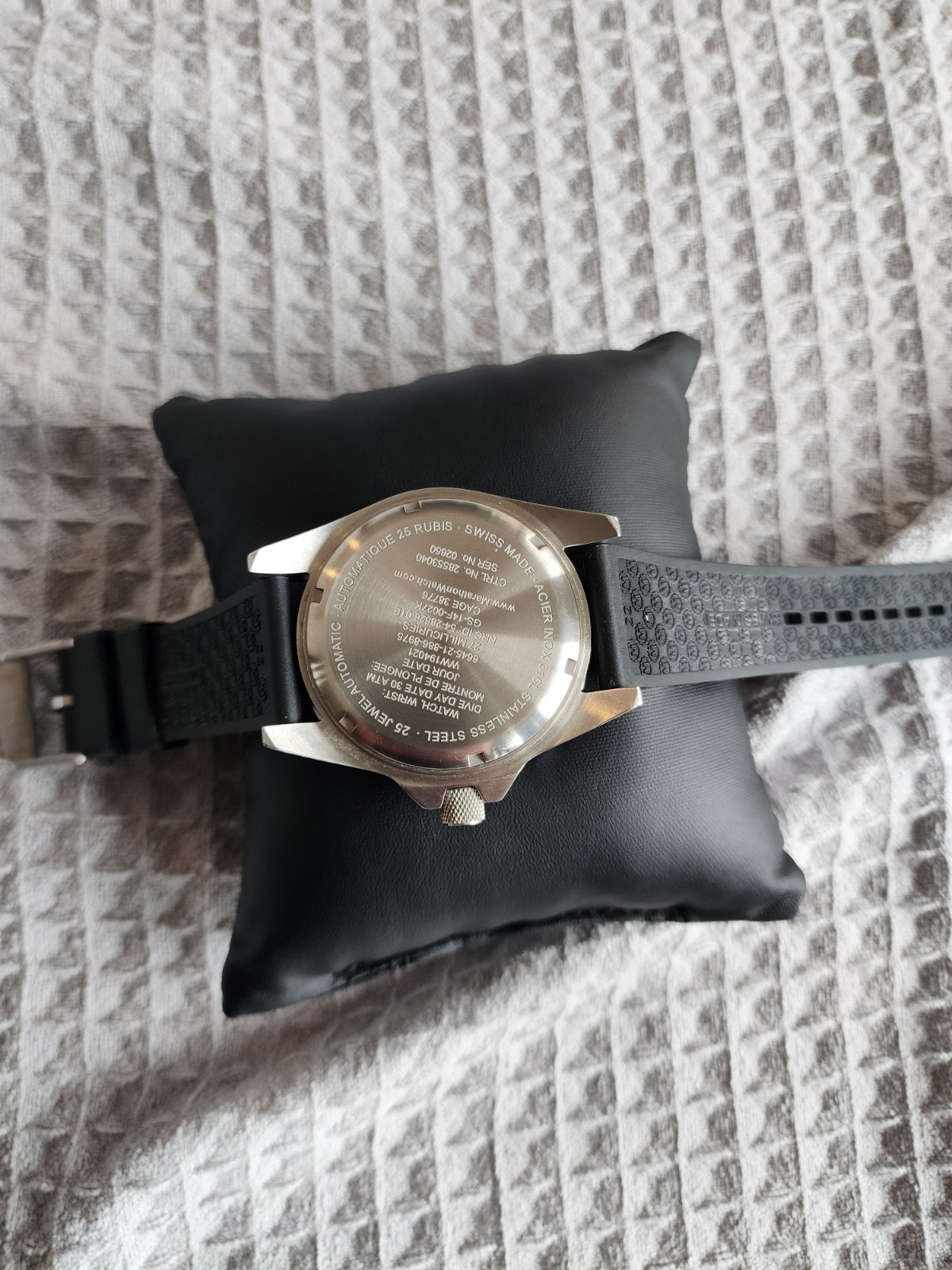 Marathon JDD 46mm Automatic w/ 2 Additional Marathon Straps, Box And Papers