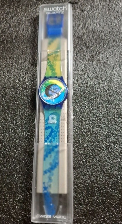 Swatch Regular model Swatch 1995 RUND UM DIE UHR (Unesco) Product number GZ153