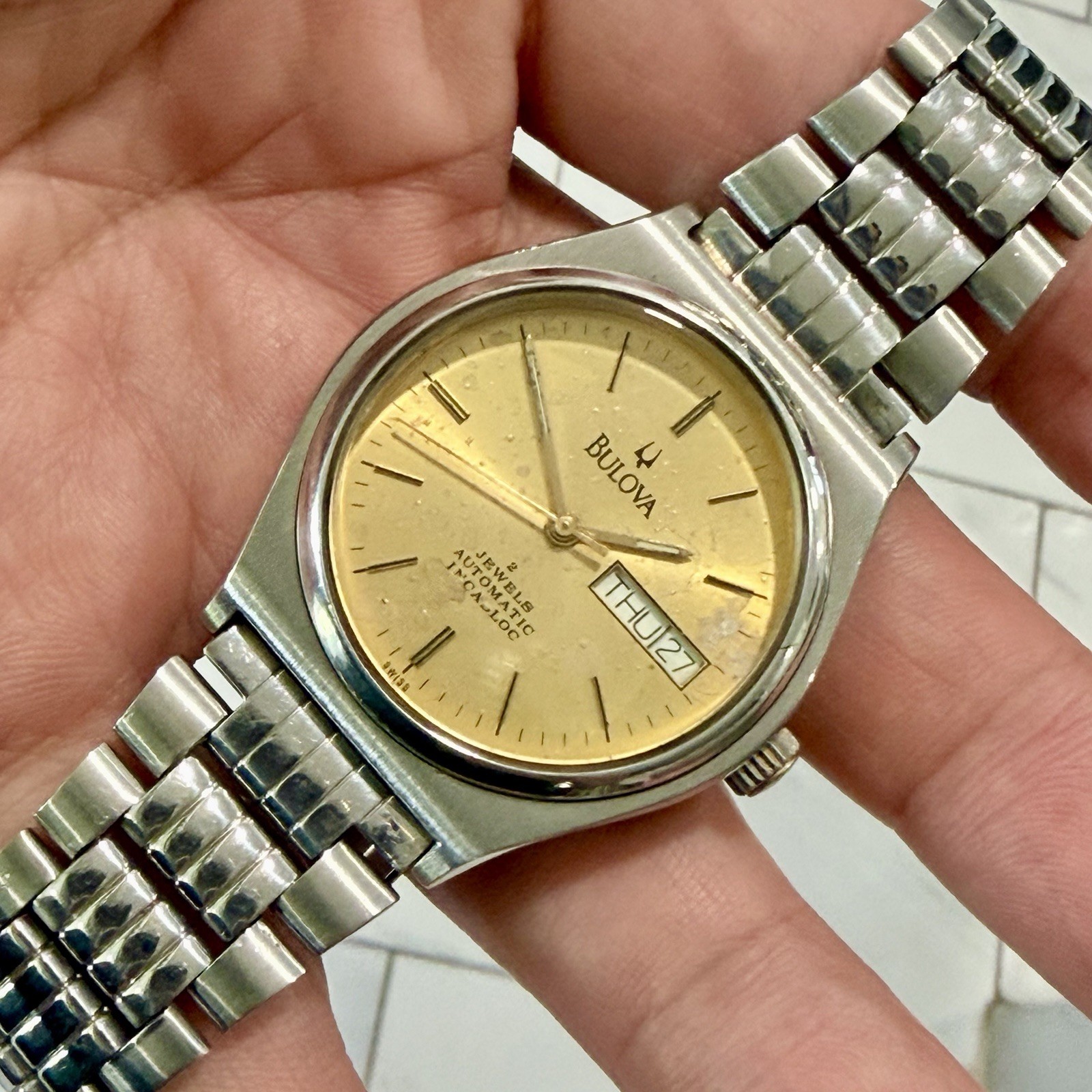 Vintage Bulova 1D13M Automatic 21Jewel Men’s 35mm Watch Original Bracelet RUNS!