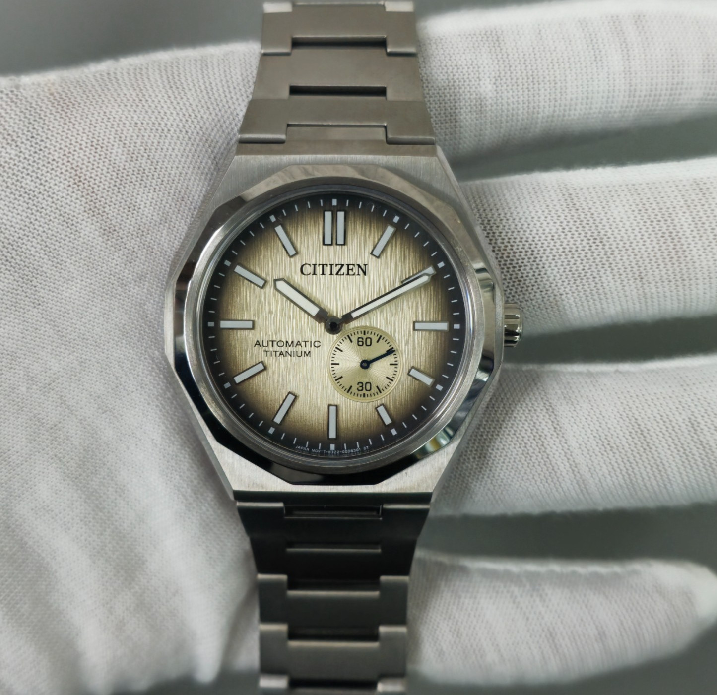 Citizen Zenshin 60 NK5020-58P Super Titanium Automatic Beige Dial 40 mm Watch