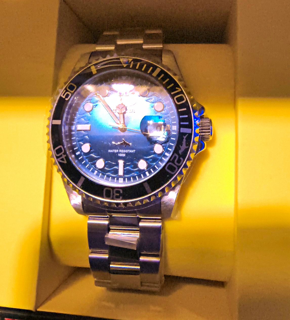 Invicta Pro Diver Men’s Quartz Watch Blue Dial 100m Steel, Box & Papers