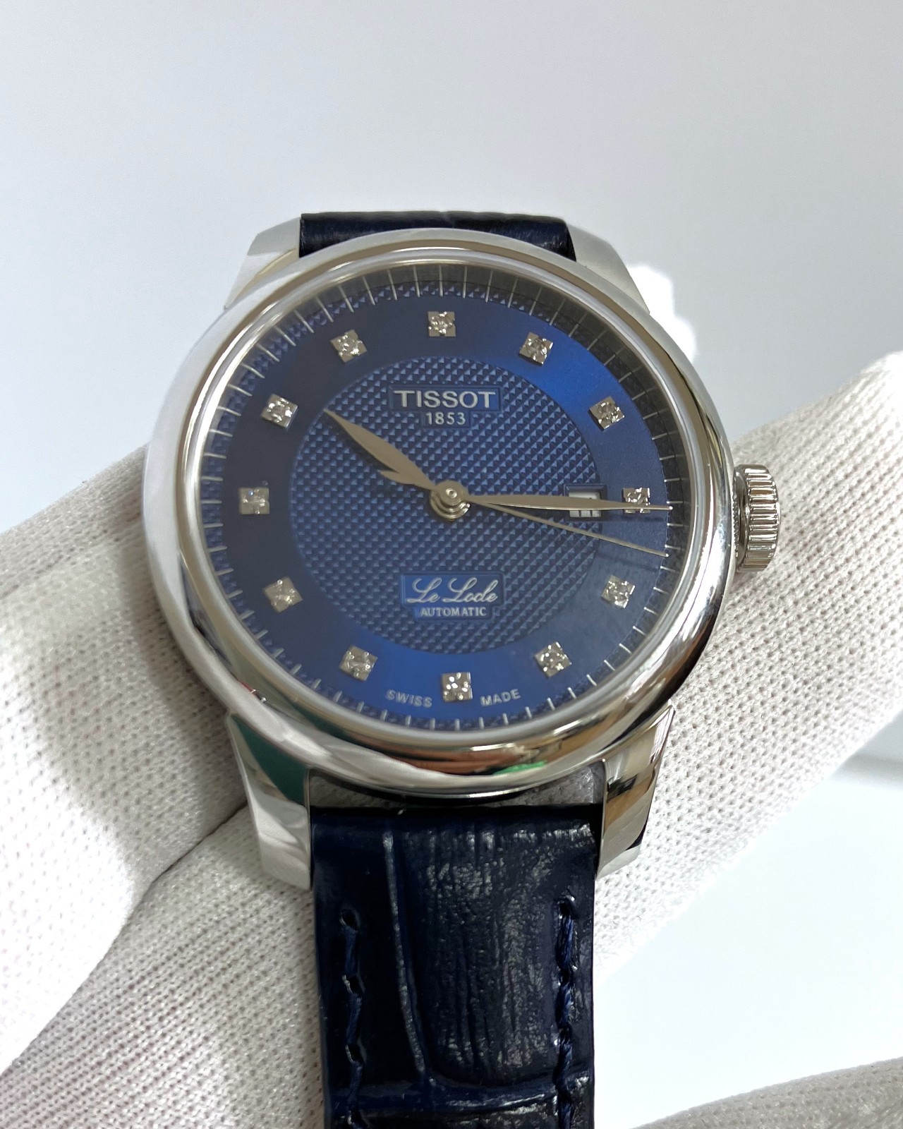 Tissot Le Locle Automatic 29mm Blue Dial Leather Womens Watch T006.207.16.046.00