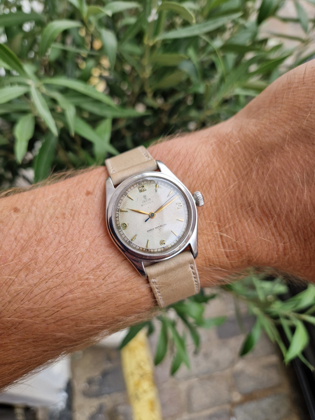 Tudor Oyster – Ref 7803 – Silver Waffle Dial – Manual – Steel – Beige Strap