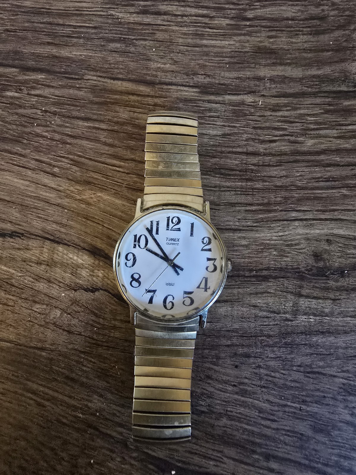Timex Quartz CR 2016 Cell Made In The Philippines Wristwatch