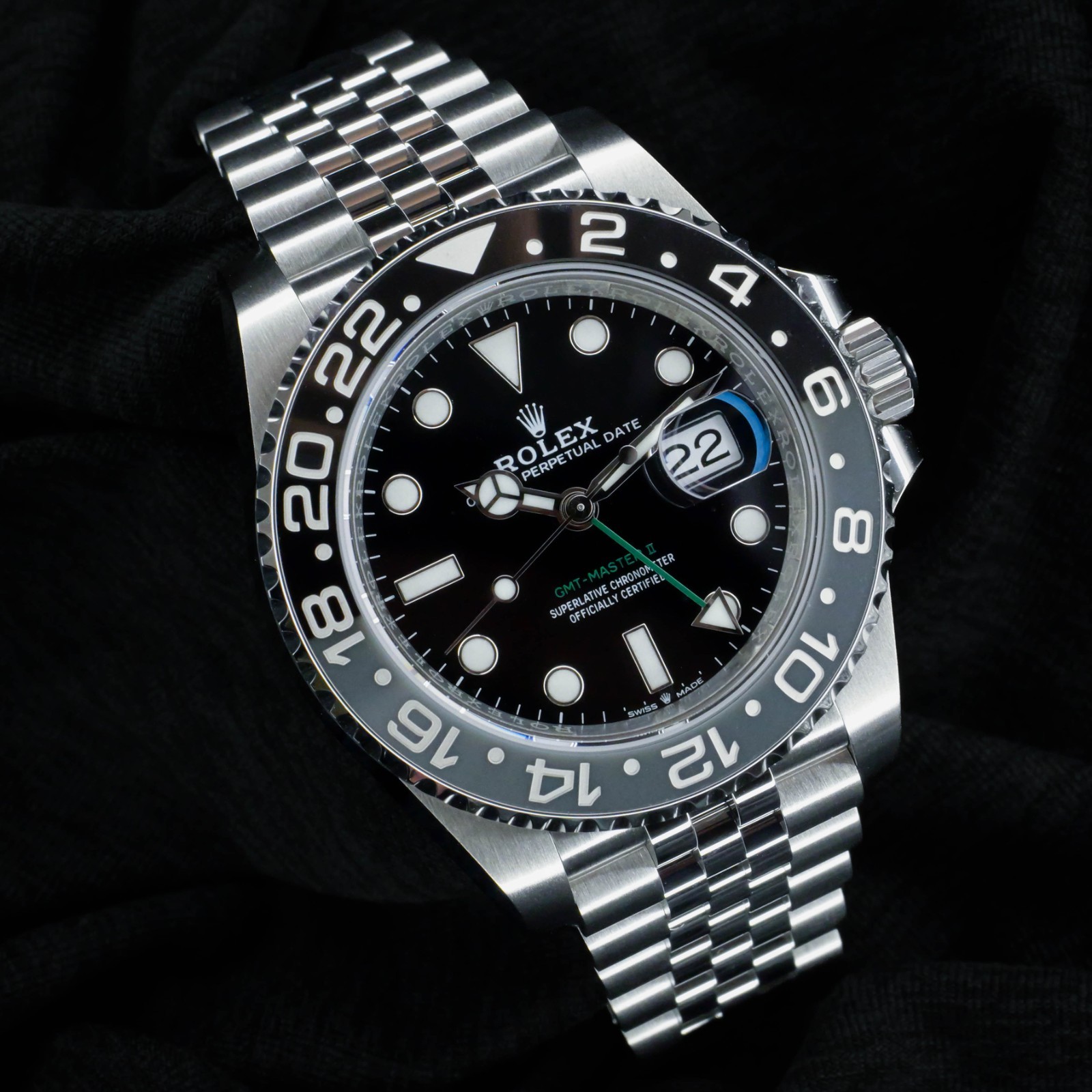 Rolex GMT-Master II Bruce Wayne Jubilee Bracelet 40mm Complete Set 126710GRNR